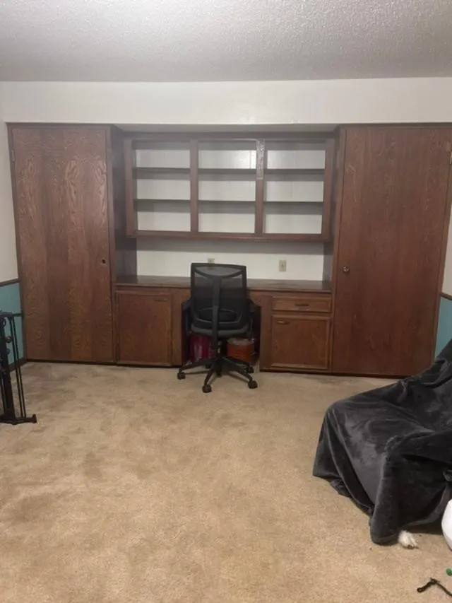 Single Family Residence For Sale in Grayson County , 1353 Beasley Boulevard, Whitewright, Texas 75491, 4 Bedroom, 3 Bathroom, 2 Garage spaces, 2,703 Sqft, built in 1970, mls#21390484, Real Estate Agent in Whitewright, Homes For Sale in Grayson county, Homes For Sale in Whitewright, Realtor in Whitewright Texas, Real Estate Brokerage Independent Realty Texas, Luminita Cordes Realtor