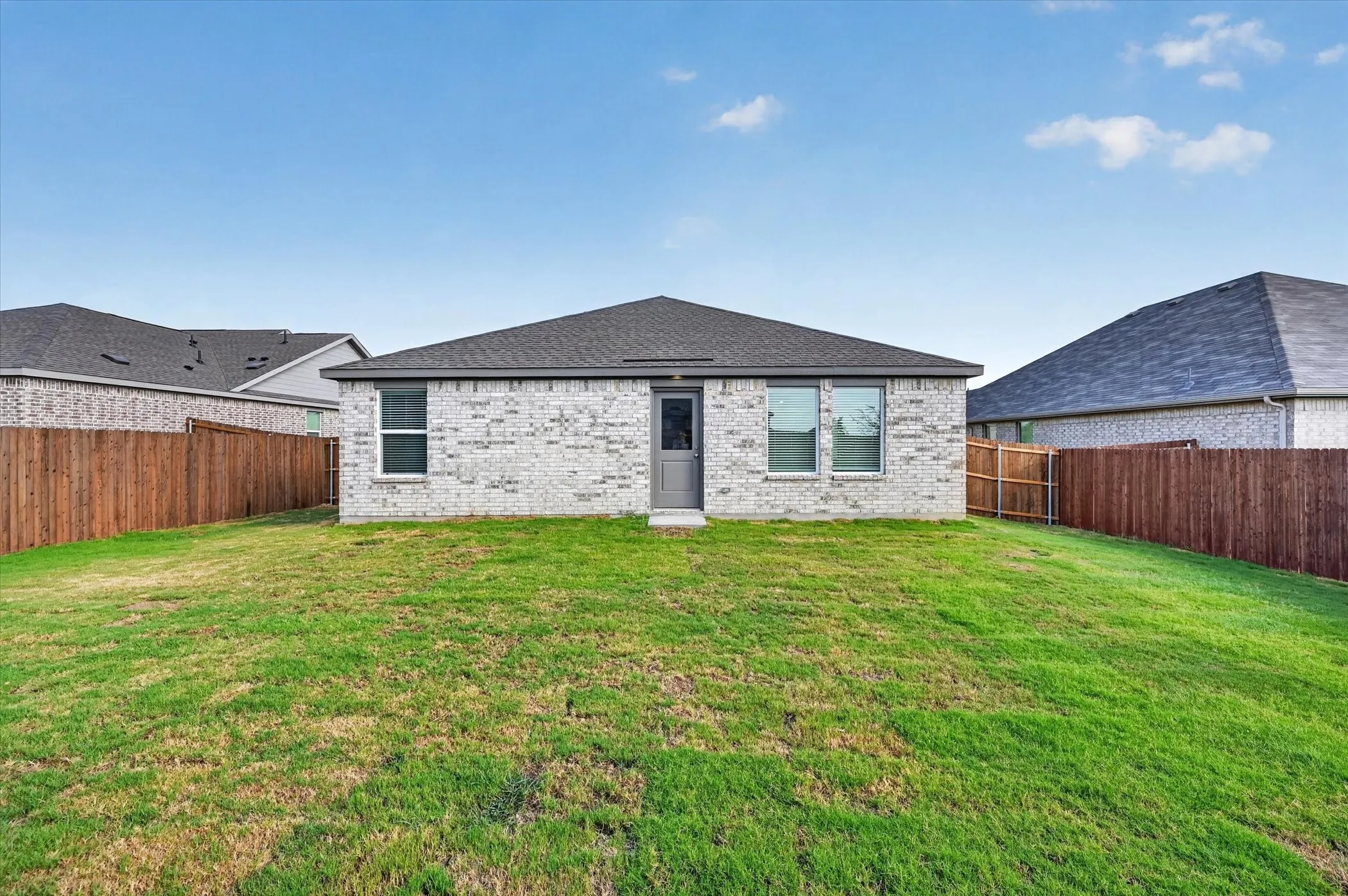 Single Family Residence For Rent in Johnson County , 624 W Criner Street, Grandview, Texas 76050, 4 Bedroom, 2 Bathroom, 2 Garage spaces, 1,736 Sqft, built in 2026, mls#21392341, Real Estate Agent in Grandview, Homes For Rent in Johnson county, Homes For Rent in Grandview, Realtor in Grandview Texas, Real Estate Brokerage Independent Realty Texas, Luminita Cordes Realtor