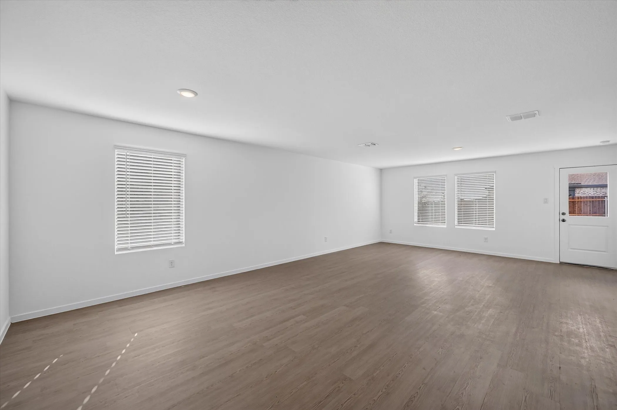 Single Family Residence For Rent in Johnson County , 624 W Criner Street, Grandview, Texas 76050, 4 Bedroom, 2 Bathroom, 2 Garage spaces, 1,736 Sqft, built in 2026, mls#21392341, Real Estate Agent in Grandview, Homes For Rent in Johnson county, Homes For Rent in Grandview, Realtor in Grandview Texas, Real Estate Brokerage Independent Realty Texas, Luminita Cordes Realtor