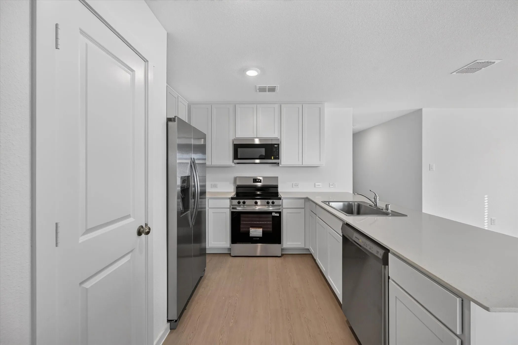 Single Family Residence For Rent in Johnson County , 624 W Criner Street, Grandview, Texas 76050, 4 Bedroom, 2 Bathroom, 2 Garage spaces, 1,736 Sqft, built in 2026, mls#21392341, Real Estate Agent in Grandview, Homes For Rent in Johnson county, Homes For Rent in Grandview, Realtor in Grandview Texas, Real Estate Brokerage Independent Realty Texas, Luminita Cordes Realtor