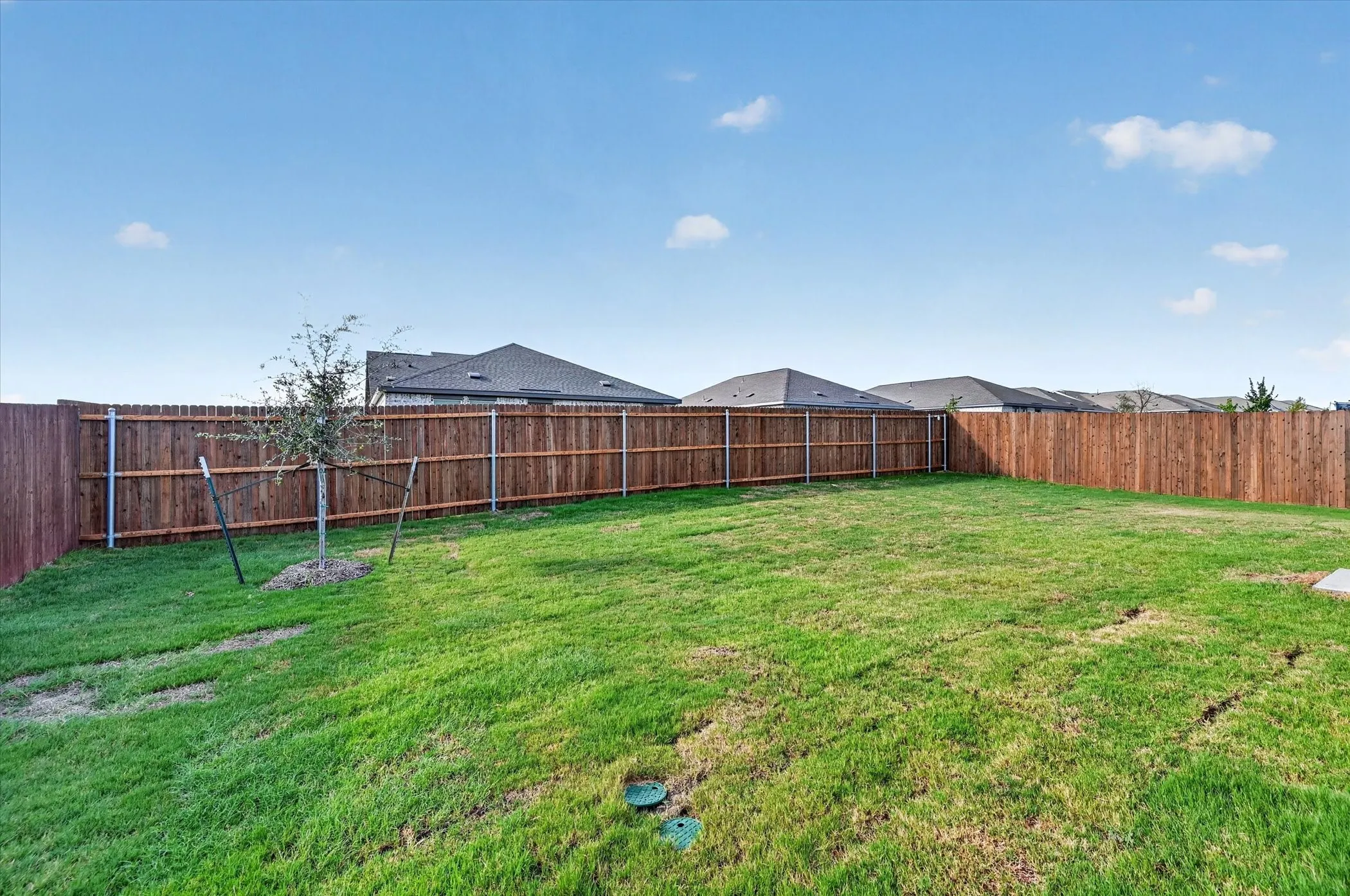 Single Family Residence For Rent in Johnson County , 624 W Criner Street, Grandview, Texas 76050, 4 Bedroom, 2 Bathroom, 2 Garage spaces, 1,736 Sqft, built in 2026, mls#21392341, Real Estate Agent in Grandview, Homes For Rent in Johnson county, Homes For Rent in Grandview, Realtor in Grandview Texas, Real Estate Brokerage Independent Realty Texas, Luminita Cordes Realtor