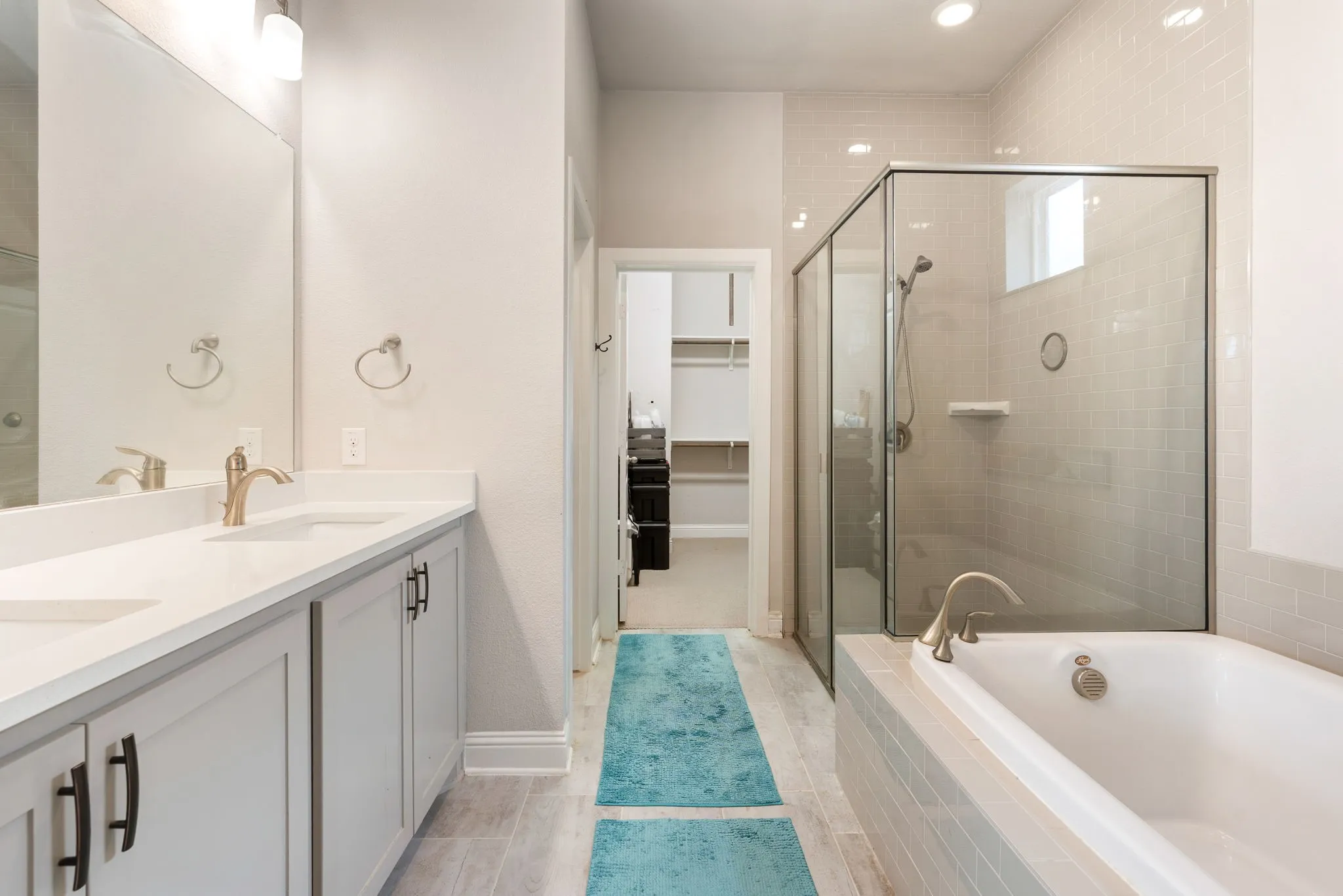 Single Family Residence For Sale in Dallas County , 8900 Homestead Boulevard, Rowlett, Texas 75089, 4 Bedroom, 2 Bathroom, 2 Garage spaces, 1,779 Sqft, built in 2017, mls#21392325, Real Estate Agent in Rowlett, Homes For Sale in Dallas county, Homes For Sale in Rowlett, Realtor in Rowlett Texas, Real Estate Brokerage Independent Realty Texas, Luminita Cordes Realtor
