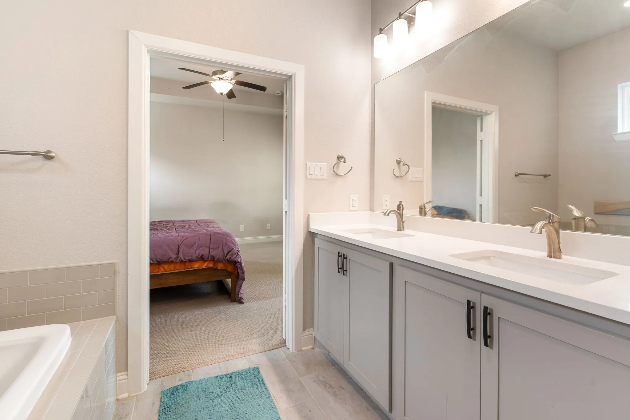 Single Family Residence For Sale in Dallas County , 8900 Homestead Boulevard, Rowlett, Texas 75089, 4 Bedroom, 2 Bathroom, 2 Garage spaces, 1,779 Sqft, built in 2017, mls#21392325, Real Estate Agent in Rowlett, Homes For Sale in Dallas county, Homes For Sale in Rowlett, Realtor in Rowlett Texas, Real Estate Brokerage Independent Realty Texas, Luminita Cordes Realtor