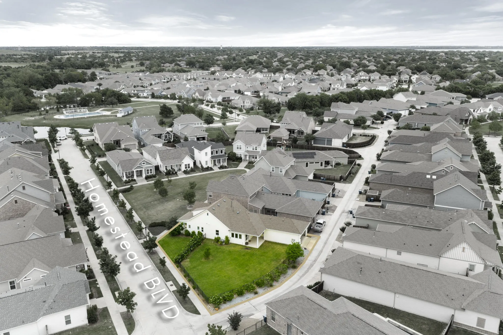 Single Family Residence For Sale in Dallas County , 8900 Homestead Boulevard, Rowlett, Texas 75089, 4 Bedroom, 2 Bathroom, 2 Garage spaces, 1,779 Sqft, built in 2017, mls#21392325, Real Estate Agent in Rowlett, Homes For Sale in Dallas county, Homes For Sale in Rowlett, Realtor in Rowlett Texas, Real Estate Brokerage Independent Realty Texas, Luminita Cordes Realtor