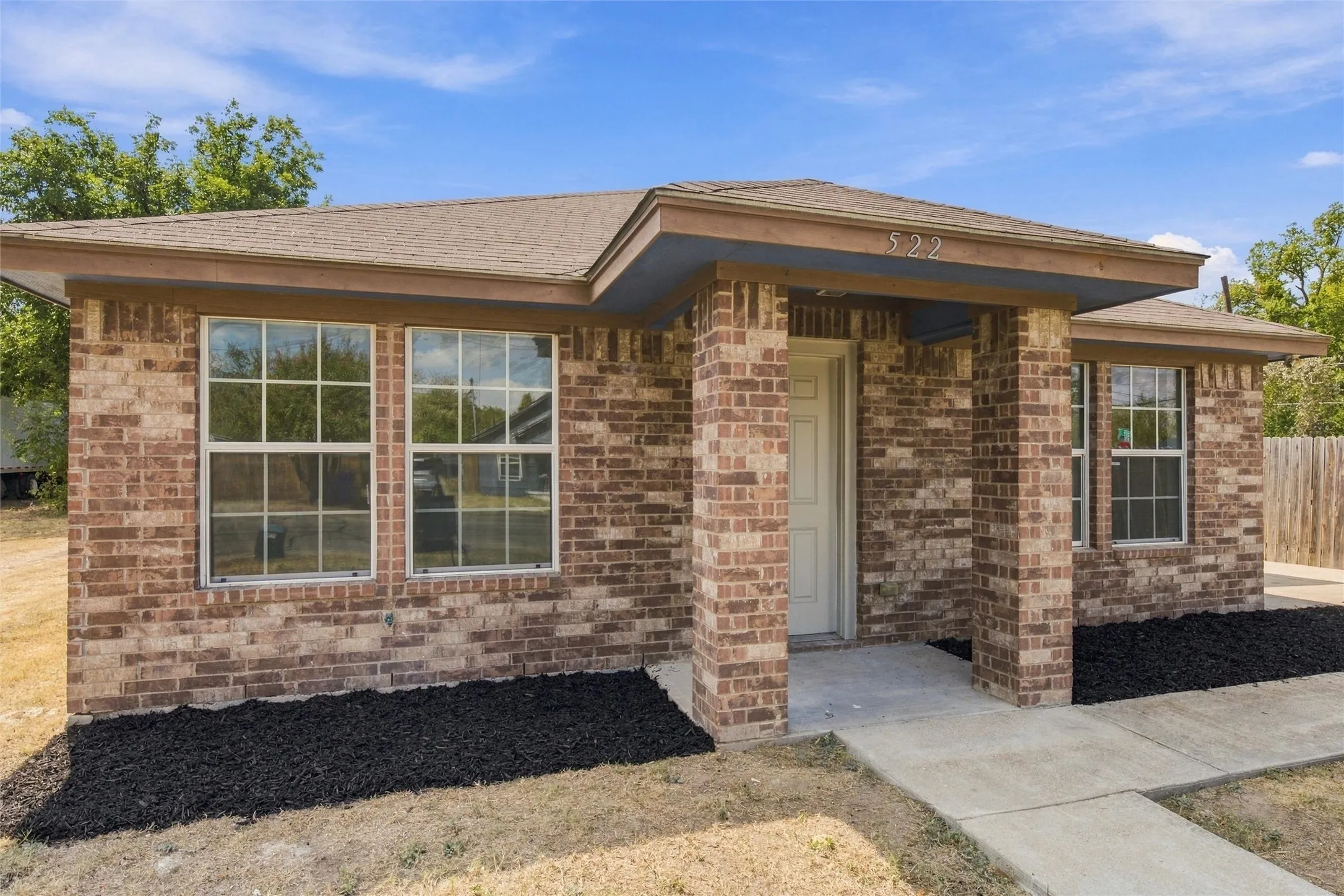Single Family Residence For Sale in Mc Lennan County , 522 Lottie Street, Waco, Texas 76704, 3 Bedroom, 2 Bathroom, Garage spaces, 1,202 Sqft, built in 2013, mls#21391872, Real Estate Agent in Waco, Homes For Sale in Mc Lennan county, Homes For Sale in Waco, Realtor in Waco Texas, Real Estate Brokerage Independent Realty Texas, Luminita Cordes Realtor