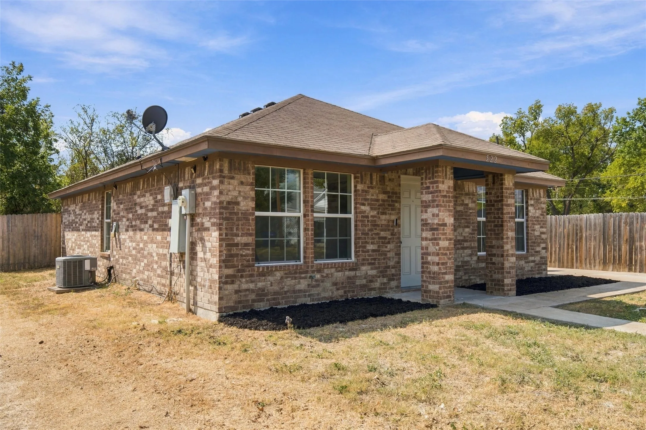 Single Family Residence For Sale in Mc Lennan County , 522 Lottie Street, Waco, Texas 76704, 3 Bedroom, 2 Bathroom, Garage spaces, 1,202 Sqft, built in 2013, mls#21391872, Real Estate Agent in Waco, Homes For Sale in Mc Lennan county, Homes For Sale in Waco, Realtor in Waco Texas, Real Estate Brokerage Independent Realty Texas, Luminita Cordes Realtor