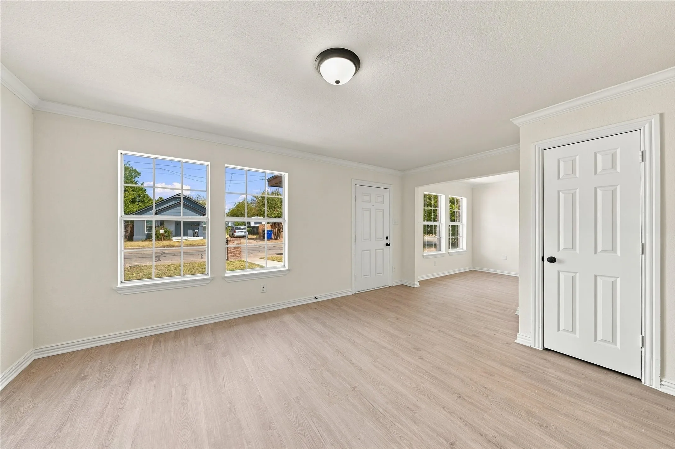 Single Family Residence For Sale in Mc Lennan County , 522 Lottie Street, Waco, Texas 76704, 3 Bedroom, 2 Bathroom, Garage spaces, 1,202 Sqft, built in 2013, mls#21391872, Real Estate Agent in Waco, Homes For Sale in Mc Lennan county, Homes For Sale in Waco, Realtor in Waco Texas, Real Estate Brokerage Independent Realty Texas, Luminita Cordes Realtor