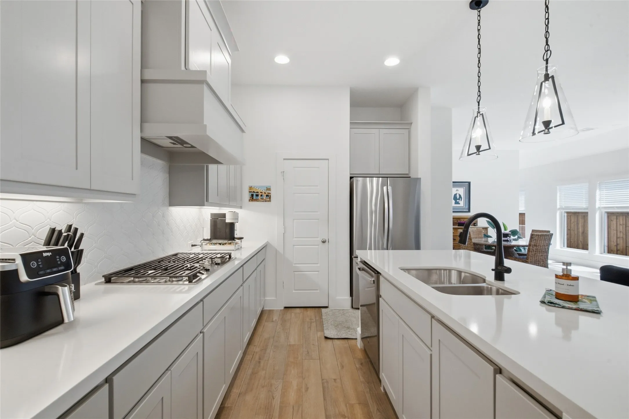 Townhouse For Sale in Parker County , 2117 Winding Creek Circle, Fort Worth, Texas 76008, 3 Bedroom, 2 Bathroom, 2 Garage spaces, 1,712 Sqft, built in 2023, mls#21392068, Real Estate Agent in Fort Worth, Homes For Sale in Parker county, Homes For Sale in Fort Worth, Realtor in Fort Worth Texas, Real Estate Brokerage Independent Realty Texas, Luminita Cordes Realtor