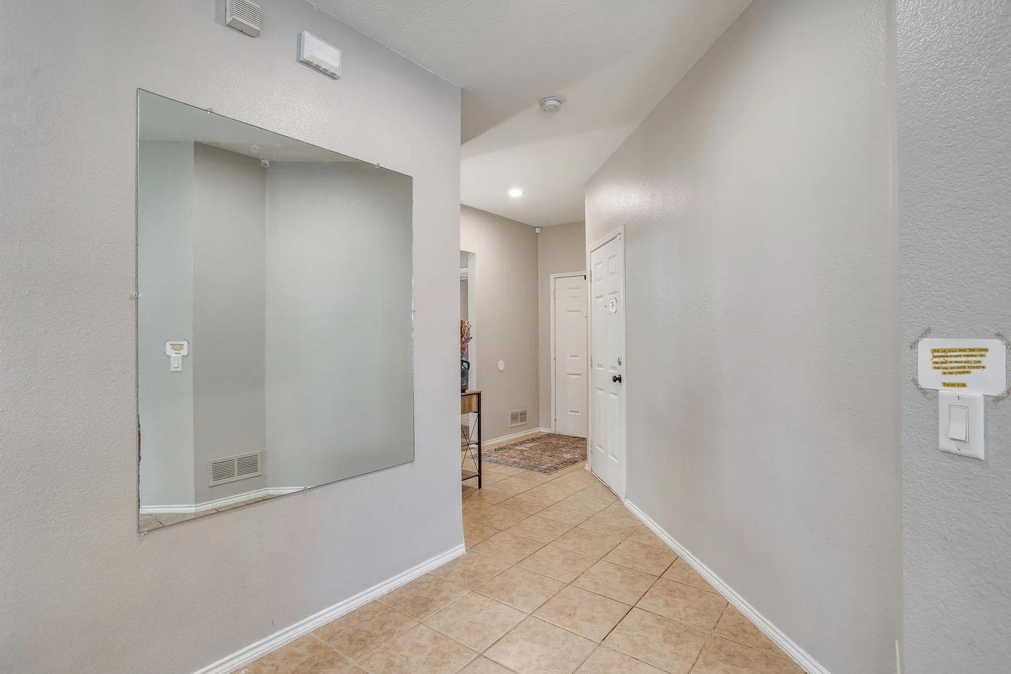 Single Family Residence For Sale in Ellis County , 212 Bison Meadow Drive, Waxahachie, Texas 75165, 3 Bedroom, 2 Bathroom, 2 Garage spaces, 1,753 Sqft, built in 2006, mls#21391454, Real Estate Agent in Waxahachie, Homes For Sale in Ellis county, Homes For Sale in Waxahachie, Realtor in Waxahachie Texas, Real Estate Brokerage Independent Realty Texas, Luminita Cordes Realtor