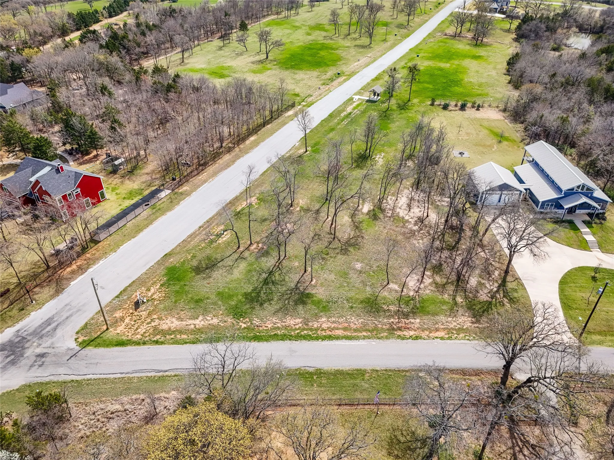 Unimproved Land For Sale in Grayson County , TBD Glen Ellen Road, Pottsboro, Texas 75076, 0, 0, Garage spaces, 0 Sqft, built in 0, mls#21392364, Real Estate Agent in Pottsboro, Homes For Sale in Grayson county, Homes For Sale in Pottsboro, Realtor in Pottsboro Texas, Real Estate Brokerage Independent Realty Texas, Luminita Cordes Realtor
