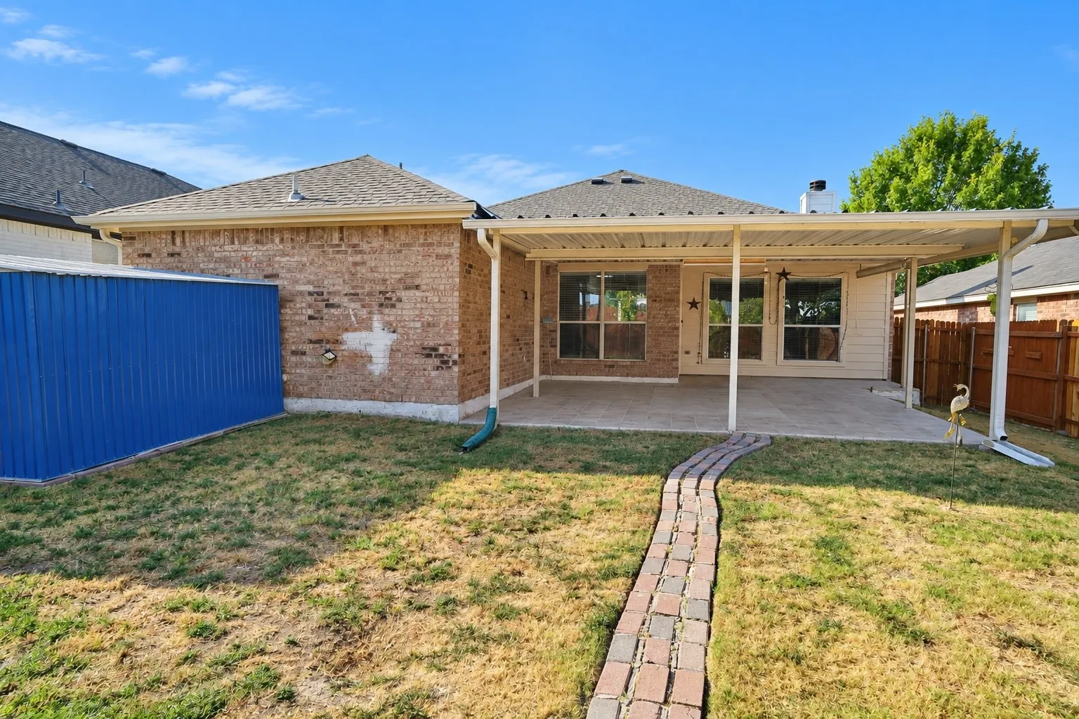 Single Family Residence For Sale in Tarrant County , 9304 Marilyn Court, White Settlement, Texas 76108, 3 Bedroom, 2 Bathroom, 2 Garage spaces, 1,486 Sqft, built in 2006, mls#21392333, Real Estate Agent in White Settlement, Homes For Sale in Tarrant county, Homes For Sale in White Settlement, Realtor in White Settlement Texas, Real Estate Brokerage Independent Realty Texas, Luminita Cordes Realtor