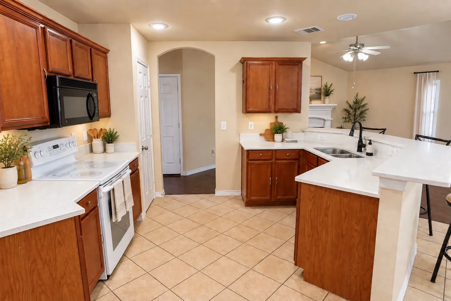 Single Family Residence For Sale in Tarrant County , 9304 Marilyn Court, White Settlement, Texas 76108, 3 Bedroom, 2 Bathroom, 2 Garage spaces, 1,486 Sqft, built in 2006, mls#21392333, Real Estate Agent in White Settlement, Homes For Sale in Tarrant county, Homes For Sale in White Settlement, Realtor in White Settlement Texas, Real Estate Brokerage Independent Realty Texas, Luminita Cordes Realtor