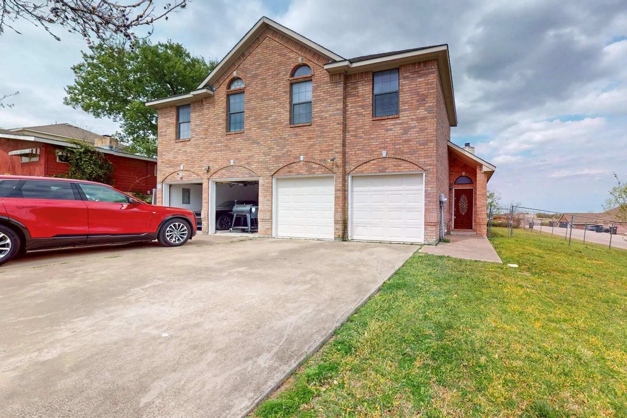 Duplex For Rent in Tarrant County , 8000 Arbor Avenue, Fort Worth, Texas 76116, 3 Bedroom, 3 Bathroom, 2 Garage spaces, 1,378 Sqft, built in 2003, mls#21392370, Real Estate Agent in Fort Worth, Homes For Rent in Tarrant county, Homes For Rent in Fort Worth, Realtor in Fort Worth Texas, Real Estate Brokerage Independent Realty Texas, Luminita Cordes Realtor