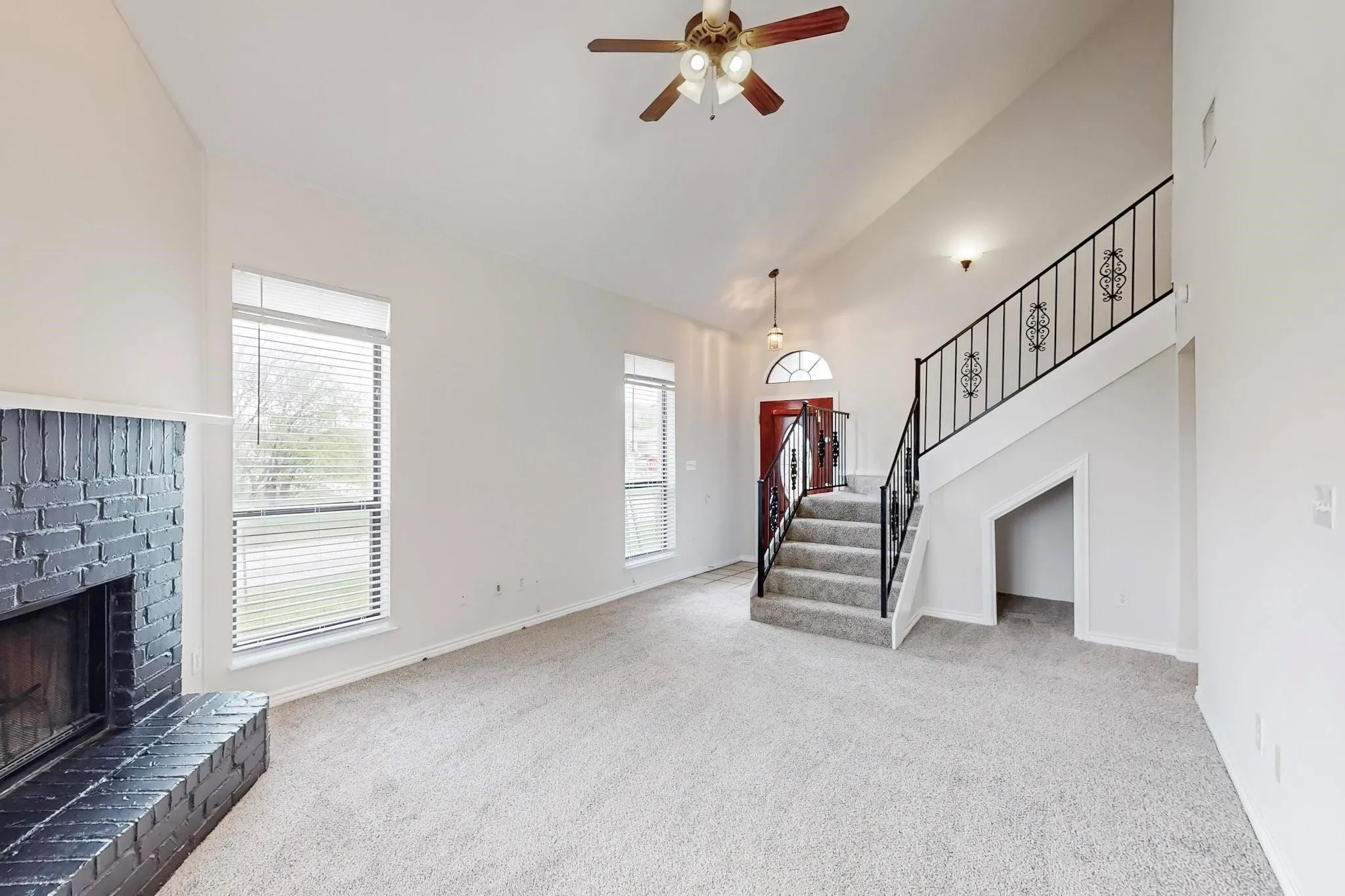 Duplex For Rent