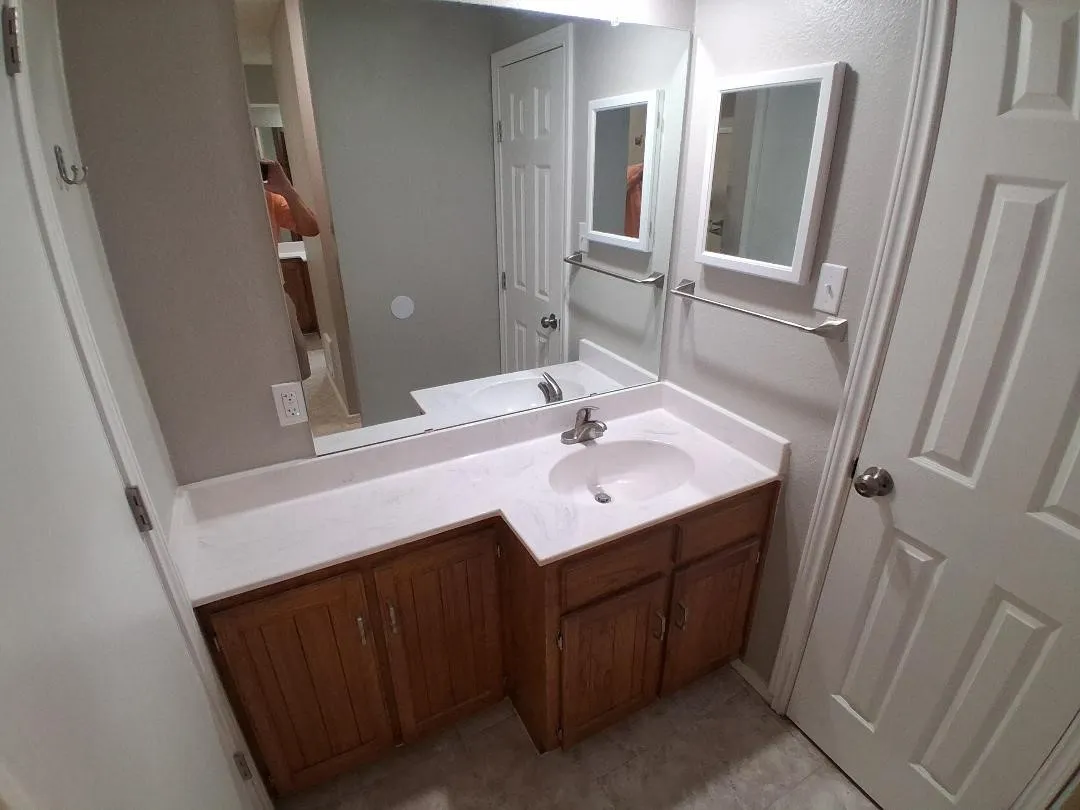 Single Family Residence For Rent in Tarrant County , 2206 Sexton Drive, Arlington, Texas 76015, 3 Bedroom, 2 Bathroom, 2 Garage spaces, 1,546 Sqft, built in 1980, mls#21391925, Real Estate Agent in Arlington, Homes For Rent in Tarrant county, Homes For Rent in Arlington, Realtor in Arlington Texas, Real Estate Brokerage Independent Realty Texas, Luminita Cordes Realtor