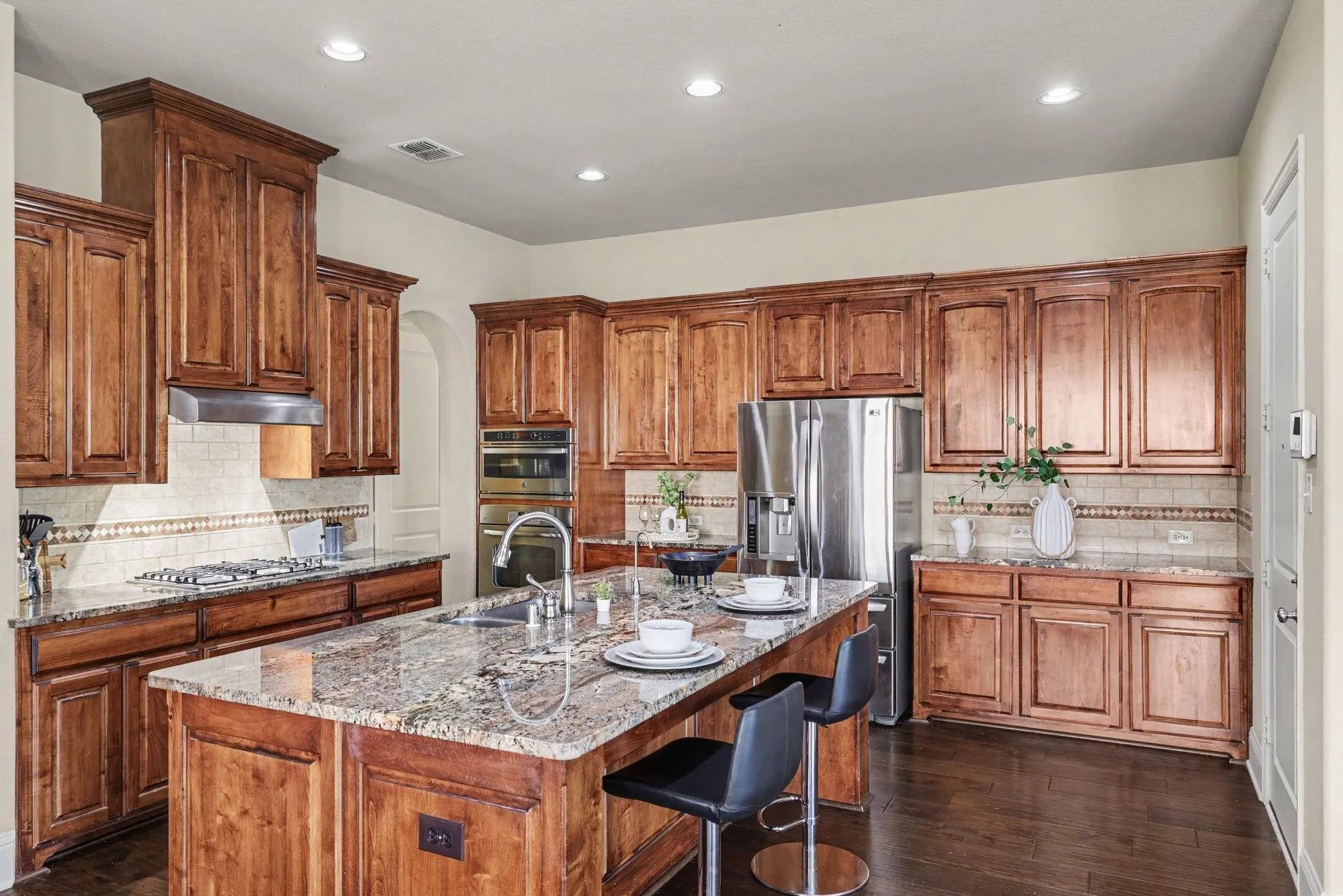 Single Family Residence For Sale in Collin County , 849 Bear Crossing Drive, Allen, Texas 75013, 4 Bedroom, 4 Bathroom, 3 Garage spaces, 3,901 Sqft, built in 2010, mls#21392340, Real Estate Agent in Allen, Homes For Sale in Collin county, Homes For Sale in Allen, Realtor in Allen Texas, Real Estate Brokerage Independent Realty Texas, Luminita Cordes Realtor