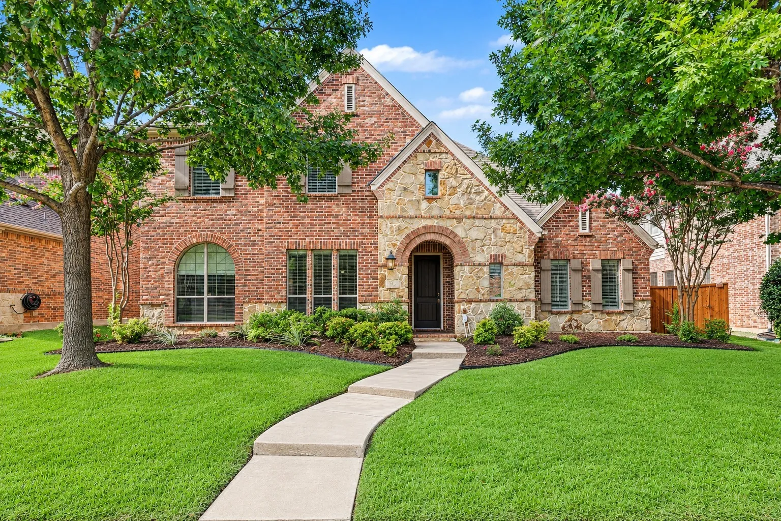Single Family Residence For Sale in Collin County , 849 Bear Crossing Drive, Allen, Texas 75013, 4 Bedroom, 4 Bathroom, 3 Garage spaces, 3,901 Sqft, built in 2010, mls#21392340, Real Estate Agent in Allen, Homes For Sale in Collin county, Homes For Sale in Allen, Realtor in Allen Texas, Real Estate Brokerage Independent Realty Texas, Luminita Cordes Realtor