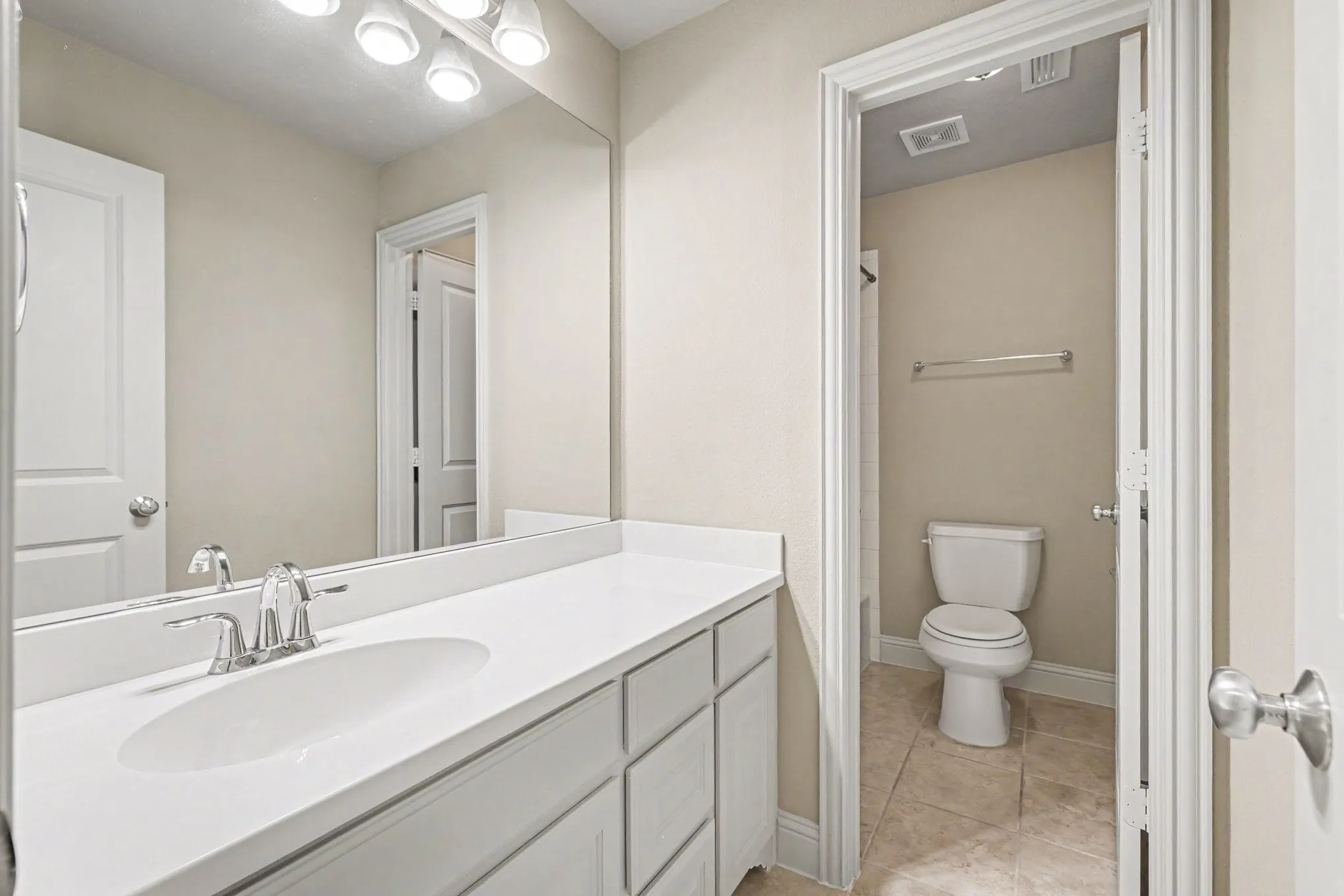 Single Family Residence For Sale in Collin County , 849 Bear Crossing Drive, Allen, Texas 75013, 4 Bedroom, 4 Bathroom, 3 Garage spaces, 3,901 Sqft, built in 2010, mls#21392340, Real Estate Agent in Allen, Homes For Sale in Collin county, Homes For Sale in Allen, Realtor in Allen Texas, Real Estate Brokerage Independent Realty Texas, Luminita Cordes Realtor