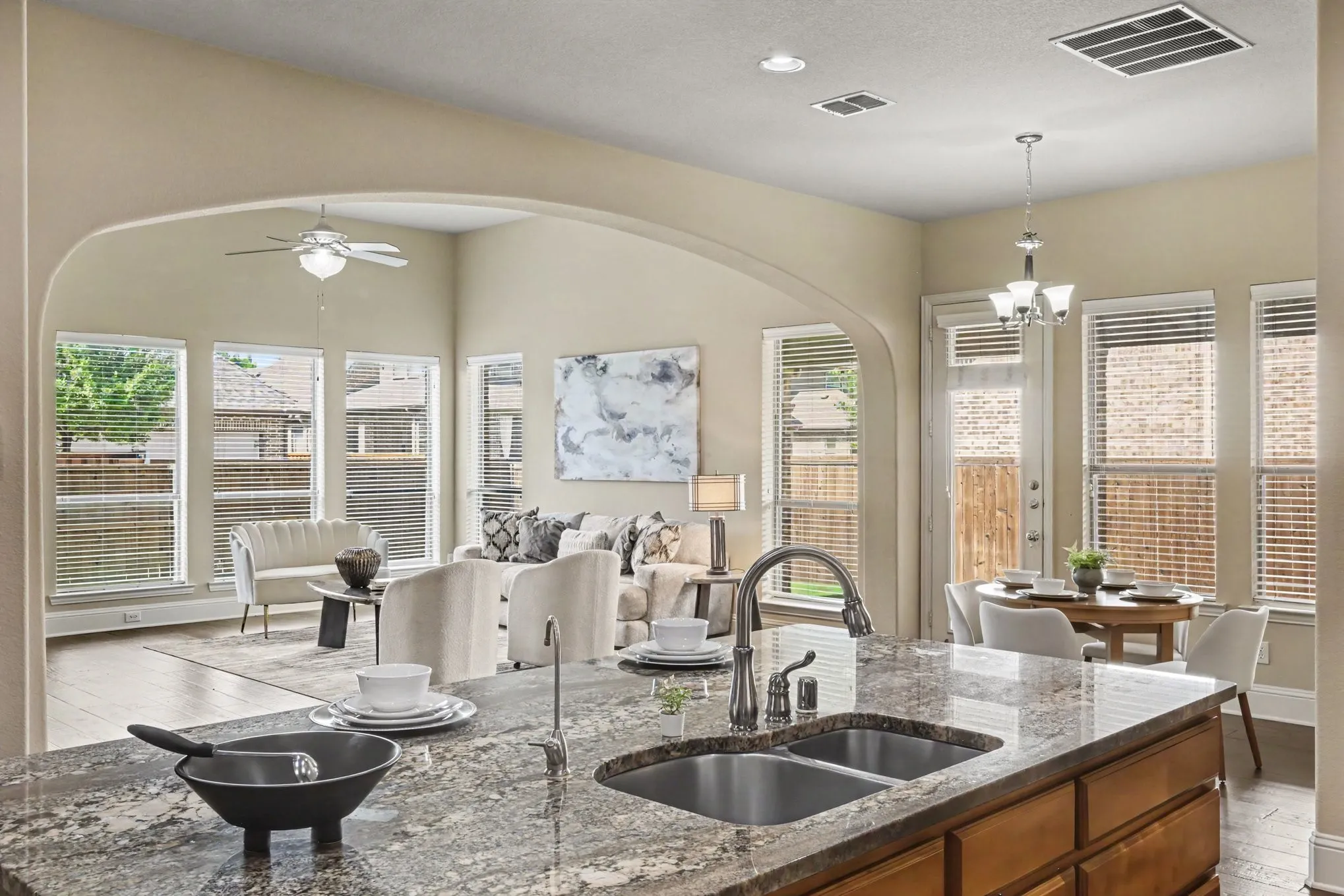 Single Family Residence For Sale in Collin County , 849 Bear Crossing Drive, Allen, Texas 75013, 4 Bedroom, 4 Bathroom, 3 Garage spaces, 3,901 Sqft, built in 2010, mls#21392340, Real Estate Agent in Allen, Homes For Sale in Collin county, Homes For Sale in Allen, Realtor in Allen Texas, Real Estate Brokerage Independent Realty Texas, Luminita Cordes Realtor