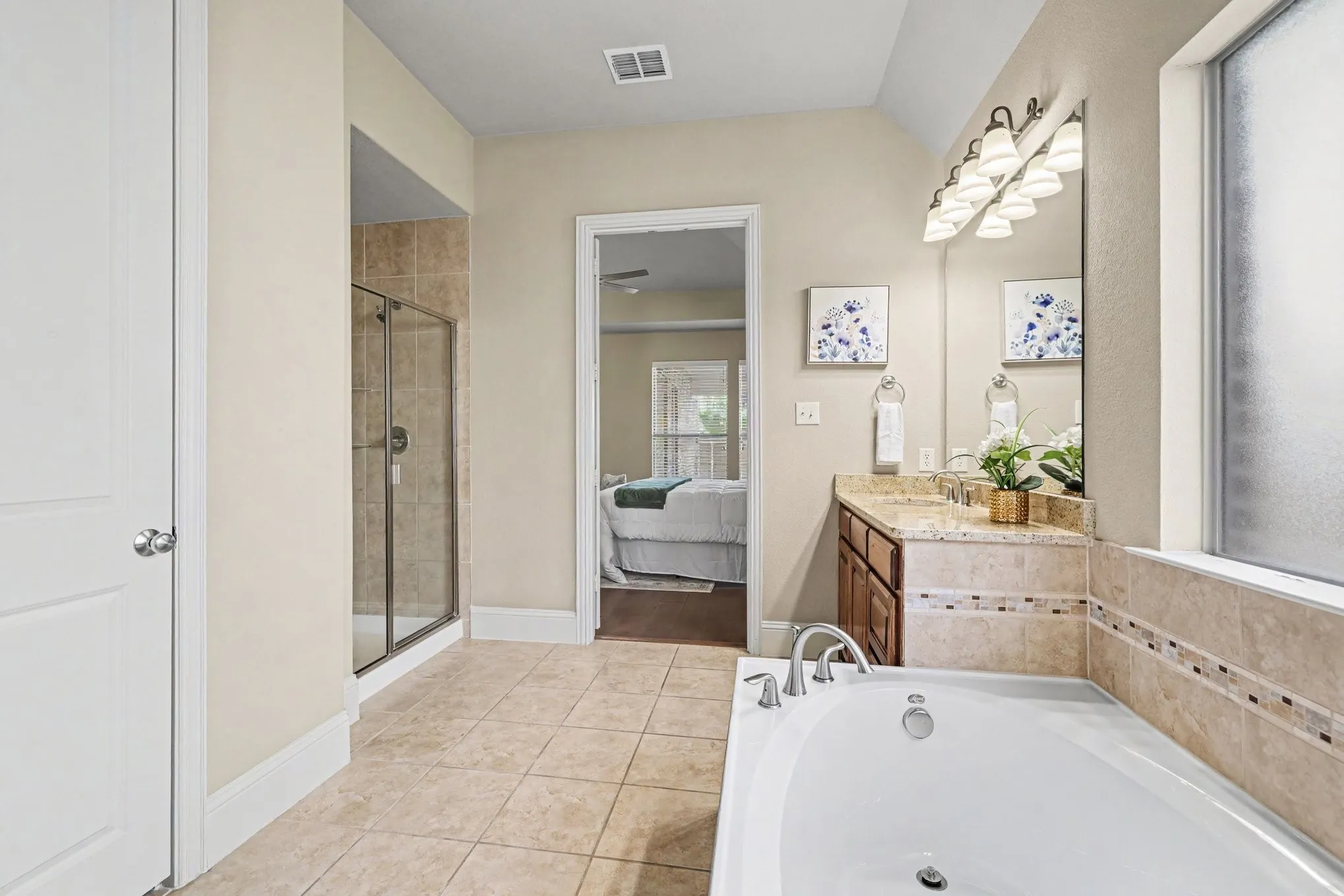 Single Family Residence For Sale in Collin County , 849 Bear Crossing Drive, Allen, Texas 75013, 4 Bedroom, 4 Bathroom, 3 Garage spaces, 3,901 Sqft, built in 2010, mls#21392340, Real Estate Agent in Allen, Homes For Sale in Collin county, Homes For Sale in Allen, Realtor in Allen Texas, Real Estate Brokerage Independent Realty Texas, Luminita Cordes Realtor