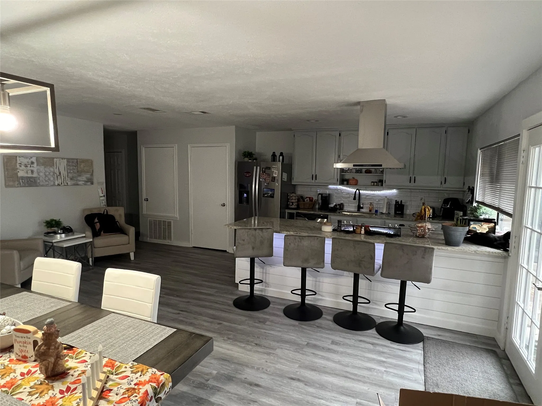 Single Family Residence For Rent in Denton County , 5640 Truitt Street, The Colony, Texas 75056, 3 Bedroom, 2 Bathroom, 2 Garage spaces, 1,711 Sqft, built in 1983, mls#21391450, Real Estate Agent in The Colony, Homes For Rent in Denton county, Homes For Rent in The Colony, Realtor in The Colony Texas, Real Estate Brokerage Independent Realty Texas, Luminita Cordes Realtor