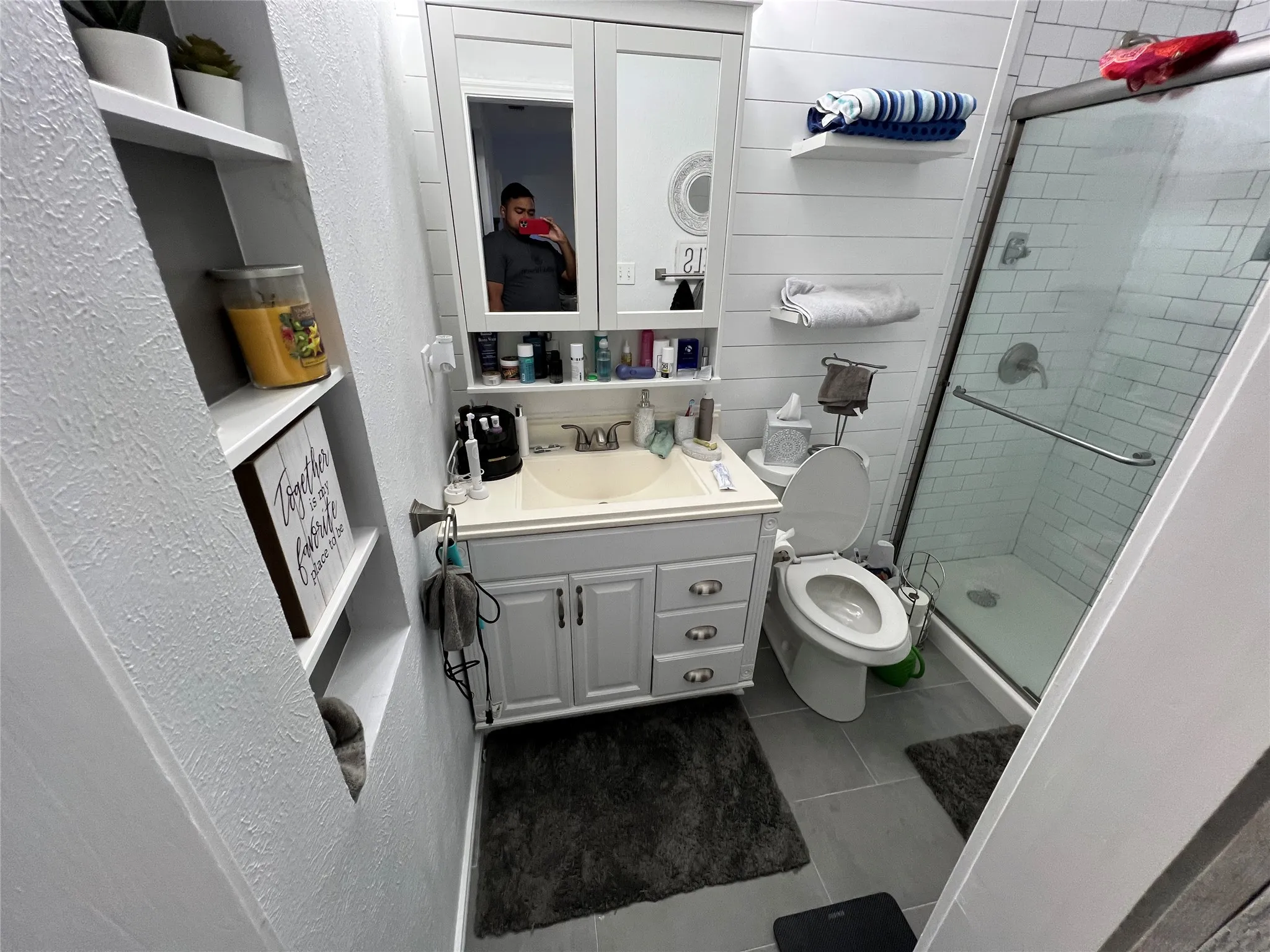 Single Family Residence For Rent in Denton County , 5640 Truitt Street, The Colony, Texas 75056, 3 Bedroom, 2 Bathroom, 2 Garage spaces, 1,711 Sqft, built in 1983, mls#21391450, Real Estate Agent in The Colony, Homes For Rent in Denton county, Homes For Rent in The Colony, Realtor in The Colony Texas, Real Estate Brokerage Independent Realty Texas, Luminita Cordes Realtor