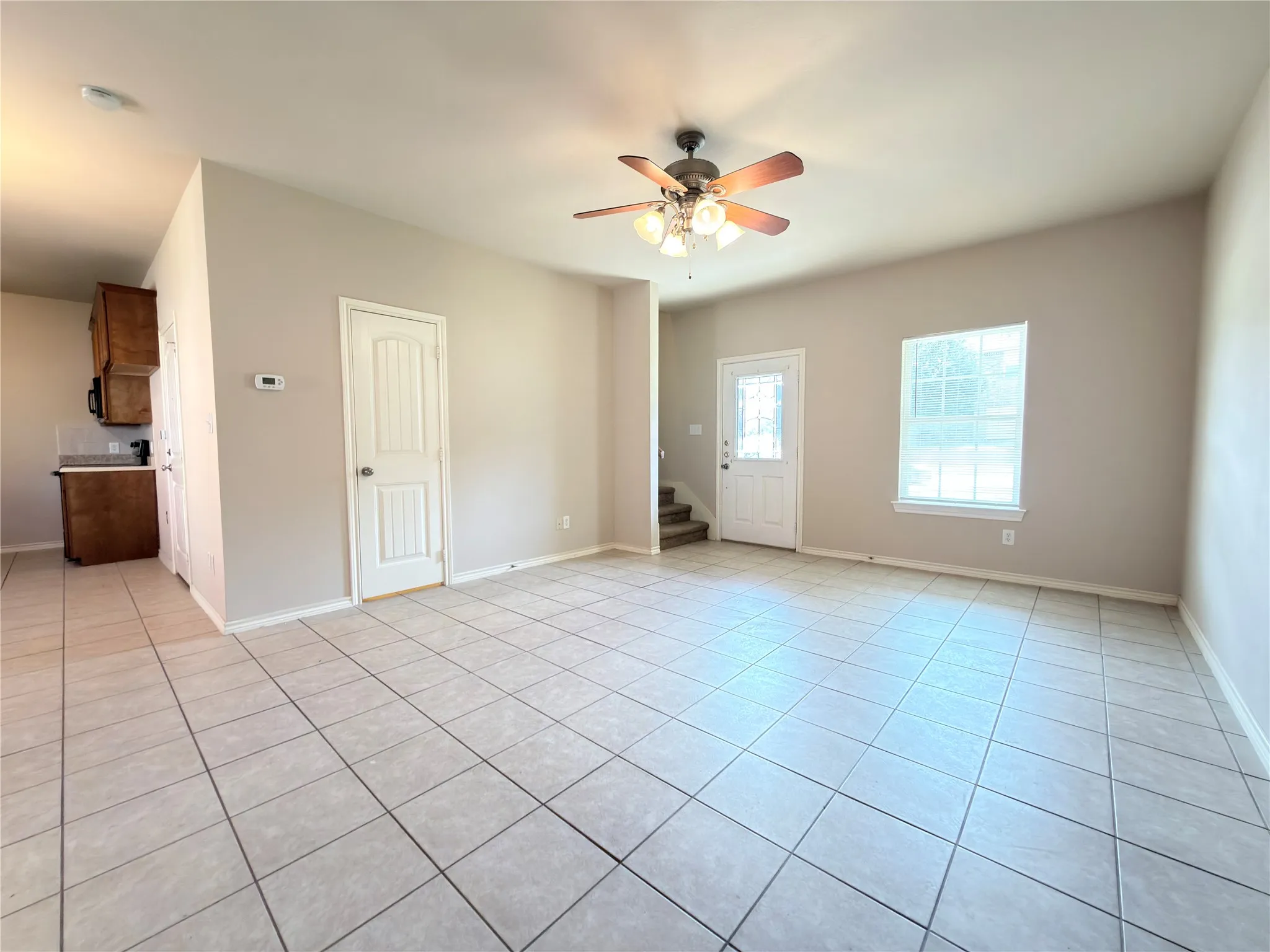 Single Family Residence For Rent in Collin County , 916 Parkplace Ridge, Princeton, Texas 75407, 3 Bedroom, 3 Bathroom, 2 Garage spaces, 1,385 Sqft, built in 2009, mls#21392398, Real Estate Agent in Princeton, Homes For Rent in Collin county, Homes For Rent in Princeton, Realtor in Princeton Texas, Real Estate Brokerage Independent Realty Texas, Luminita Cordes Realtor