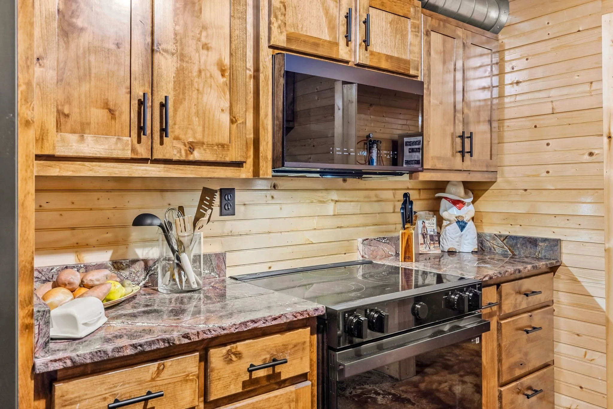 Single Family Residence For Sale in Delta County , 4274 Farm Market 895, Cooper, Texas 75432, 4 Bedroom, 4 Bathroom, Garage spaces, 6,400 Sqft, built in 2017, mls#21392412, Real Estate Agent in Cooper, Homes For Sale in Delta county, Homes For Sale in Cooper, Realtor in Cooper Texas, Real Estate Brokerage Independent Realty Texas, Luminita Cordes Realtor