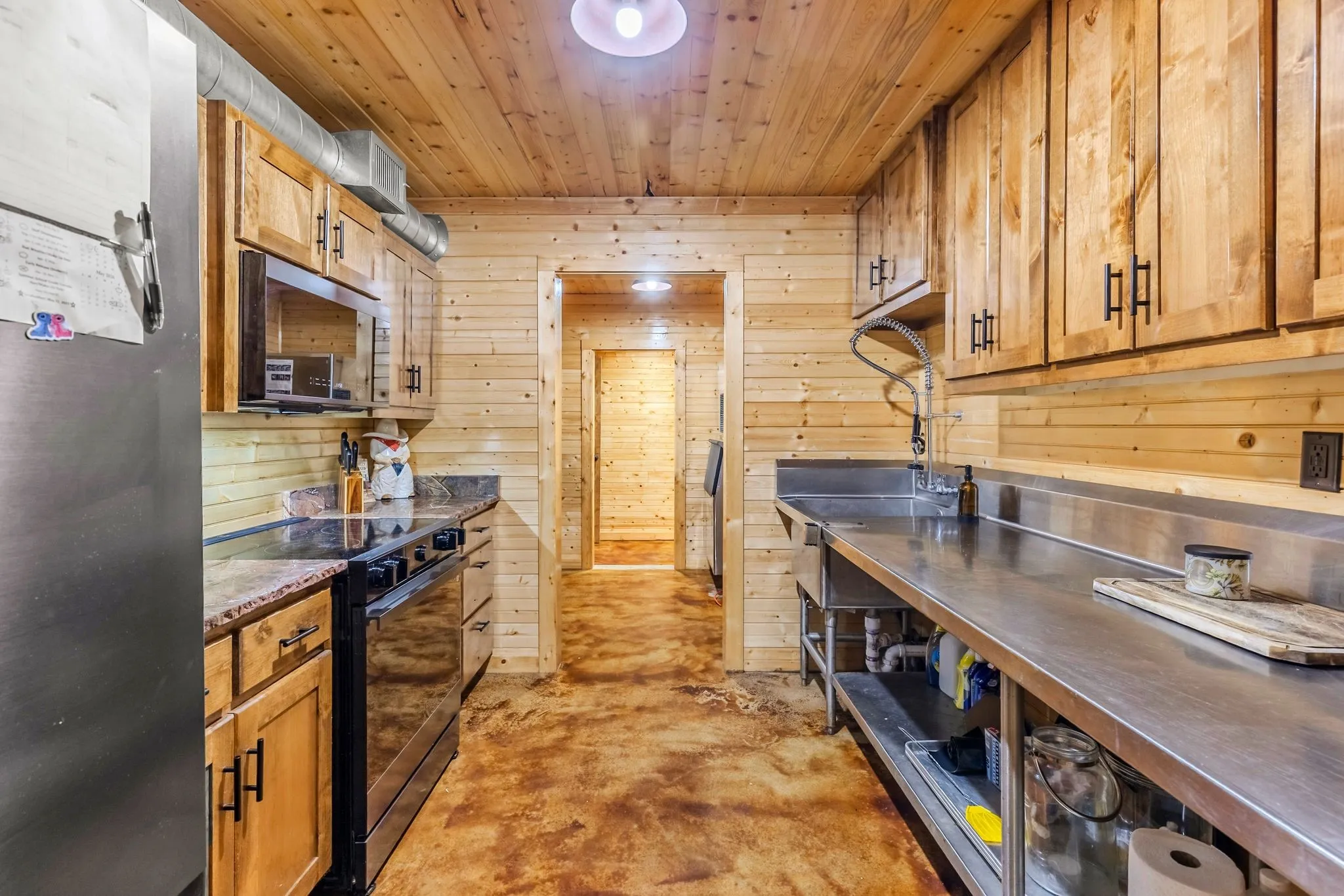 Single Family Residence For Sale in Delta County , 4274 Farm Market 895, Cooper, Texas 75432, 4 Bedroom, 4 Bathroom, Garage spaces, 6,400 Sqft, built in 2017, mls#21392412, Real Estate Agent in Cooper, Homes For Sale in Delta county, Homes For Sale in Cooper, Realtor in Cooper Texas, Real Estate Brokerage Independent Realty Texas, Luminita Cordes Realtor
