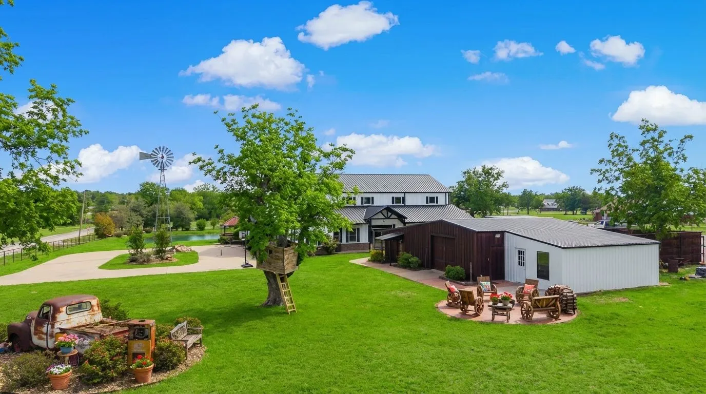 Single Family Residence For Sale in Delta County , 4274 Farm Market 895, Cooper, Texas 75432, 4 Bedroom, 4 Bathroom, Garage spaces, 6,400 Sqft, built in 2017, mls#21392412, Real Estate Agent in Cooper, Homes For Sale in Delta county, Homes For Sale in Cooper, Realtor in Cooper Texas, Real Estate Brokerage Independent Realty Texas, Luminita Cordes Realtor