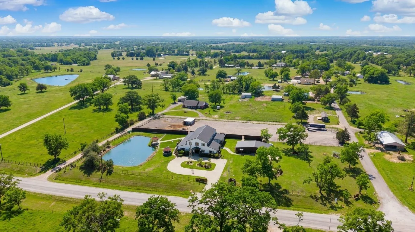Single Family Residence For Sale in Delta County , 4274 Farm Market 895, Cooper, Texas 75432, 4 Bedroom, 4 Bathroom, Garage spaces, 6,400 Sqft, built in 2017, mls#21392412, Real Estate Agent in Cooper, Homes For Sale in Delta county, Homes For Sale in Cooper, Realtor in Cooper Texas, Real Estate Brokerage Independent Realty Texas, Luminita Cordes Realtor
