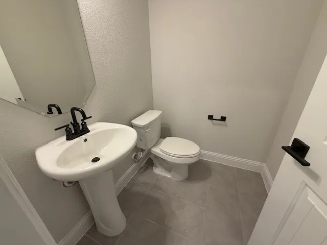 Townhouse For Rent in Collin County , 3540 Thistlewood Drive, Plano, Texas 75074, 3 Bedroom, 3 Bathroom, 2 Garage spaces, 2,098 Sqft, built in 2024, mls#21392427, Real Estate Agent in Plano, Homes For Rent in Collin county, Homes For Rent in Plano, Realtor in Plano Texas, Real Estate Brokerage Independent Realty Texas, Luminita Cordes Realtor