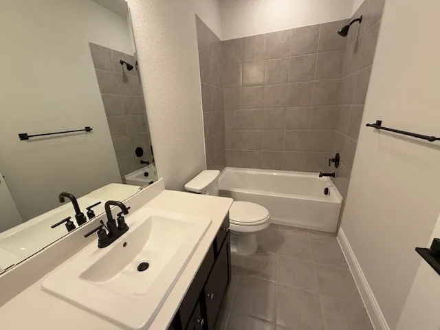 Townhouse For Rent in Collin County , 3540 Thistlewood Drive, Plano, Texas 75074, 3 Bedroom, 3 Bathroom, 2 Garage spaces, 2,098 Sqft, built in 2024, mls#21392427, Real Estate Agent in Plano, Homes For Rent in Collin county, Homes For Rent in Plano, Realtor in Plano Texas, Real Estate Brokerage Independent Realty Texas, Luminita Cordes Realtor