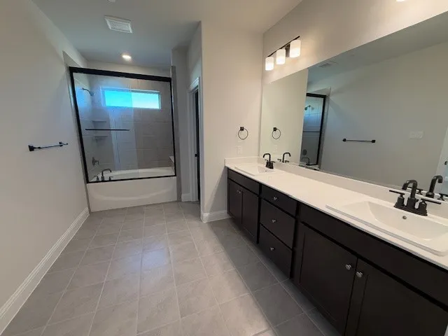 Townhouse For Rent in Collin County , 3540 Thistlewood Drive, Plano, Texas 75074, 3 Bedroom, 3 Bathroom, 2 Garage spaces, 2,098 Sqft, built in 2024, mls#21392427, Real Estate Agent in Plano, Homes For Rent in Collin county, Homes For Rent in Plano, Realtor in Plano Texas, Real Estate Brokerage Independent Realty Texas, Luminita Cordes Realtor
