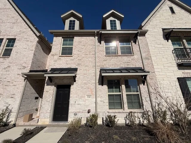 Townhouse For Rent