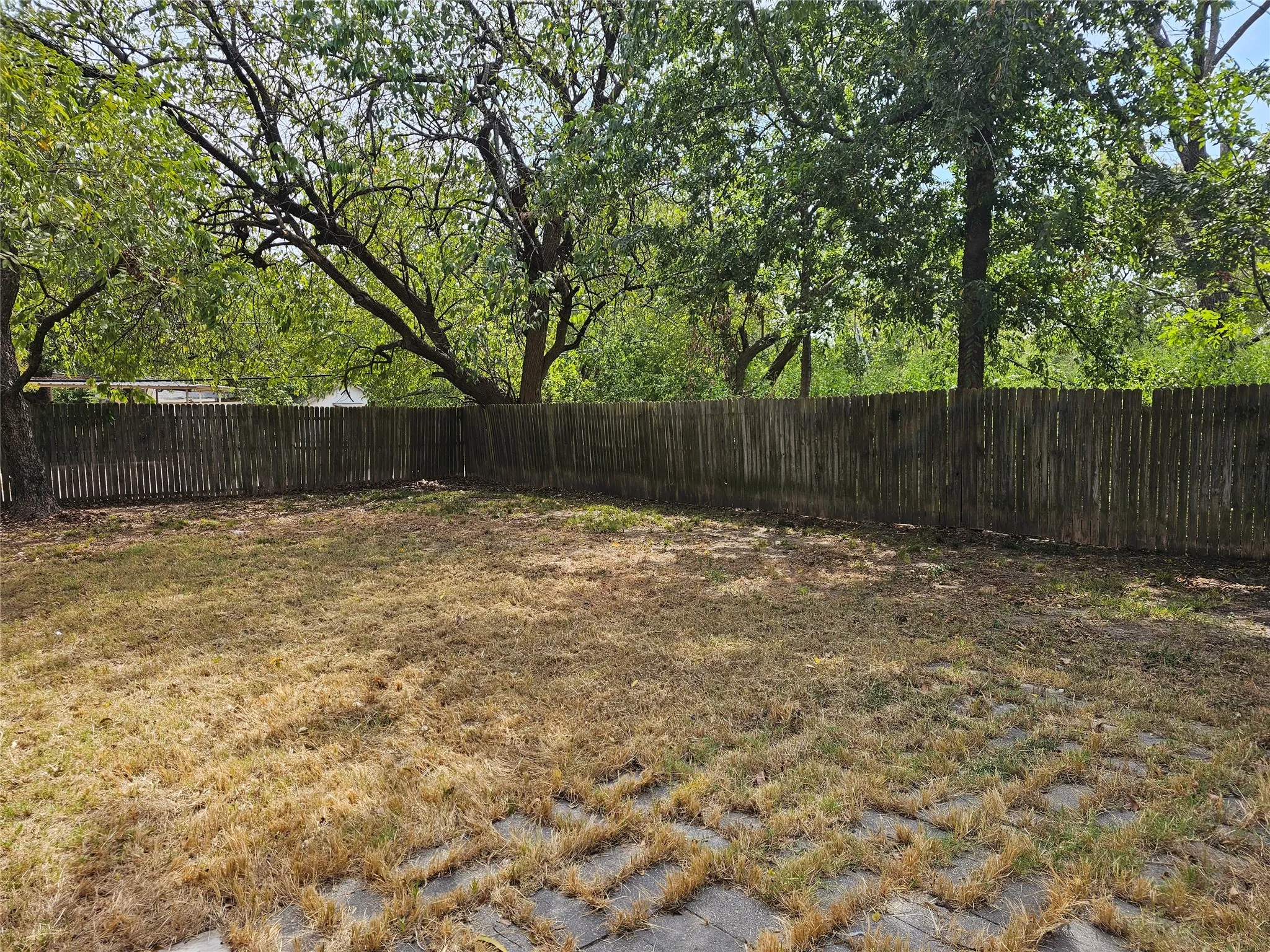 Single Family Residence For Sale in Hunt County , 2503 Stanford Street, Greenville, Texas 75401, 2 Bedroom, 1 Bathroom, 1 Garage spaces, 1,104 Sqft, built in 1960, mls#21391927, Real Estate Agent in Greenville, Homes For Sale in Hunt county, Homes For Sale in Greenville, Realtor in Greenville Texas, Real Estate Brokerage Independent Realty Texas, Luminita Cordes Realtor