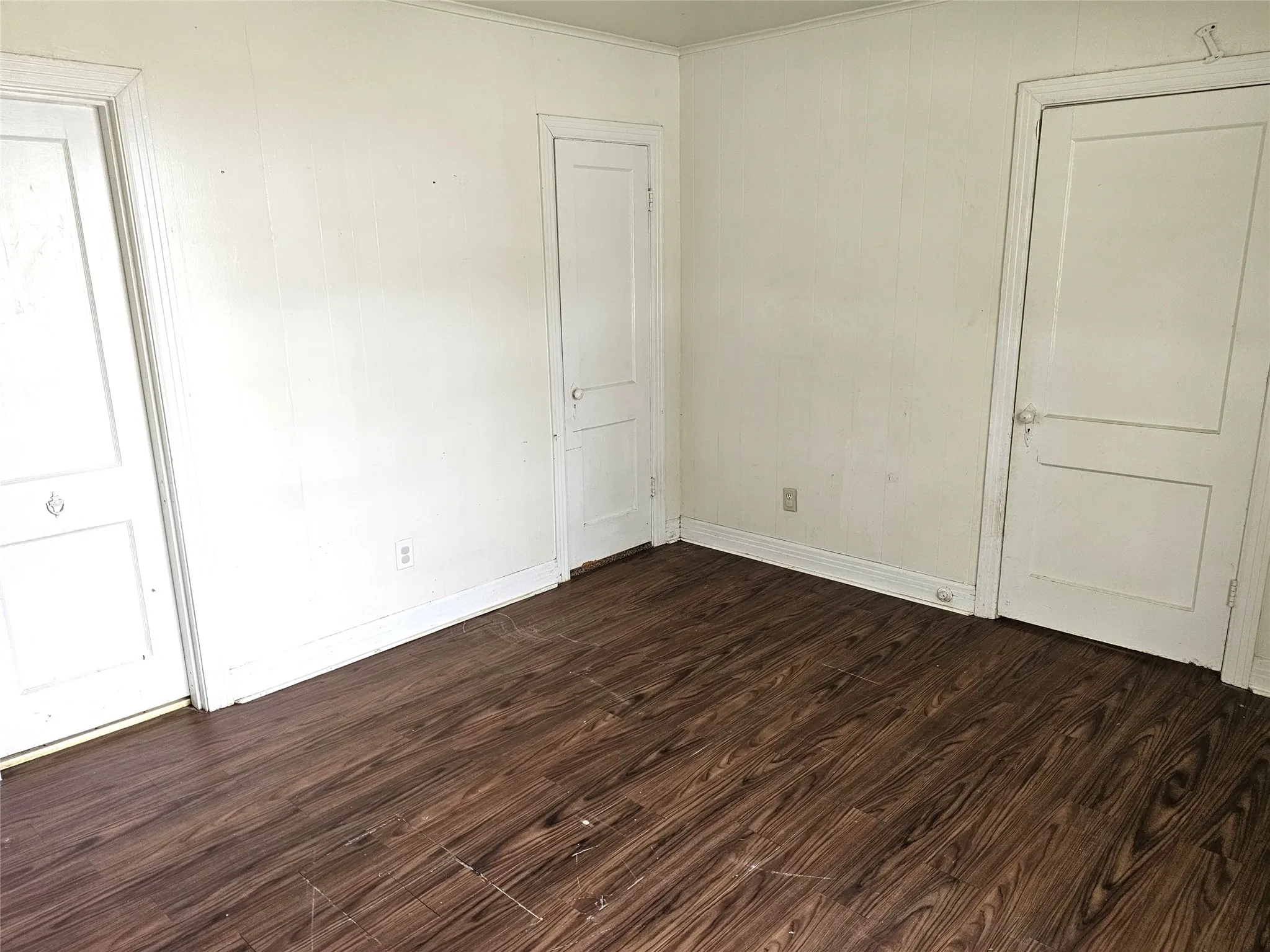 Single Family Residence For Sale in Hunt County , 2503 Stanford Street, Greenville, Texas 75401, 2 Bedroom, 1 Bathroom, 1 Garage spaces, 1,104 Sqft, built in 1960, mls#21391927, Real Estate Agent in Greenville, Homes For Sale in Hunt county, Homes For Sale in Greenville, Realtor in Greenville Texas, Real Estate Brokerage Independent Realty Texas, Luminita Cordes Realtor