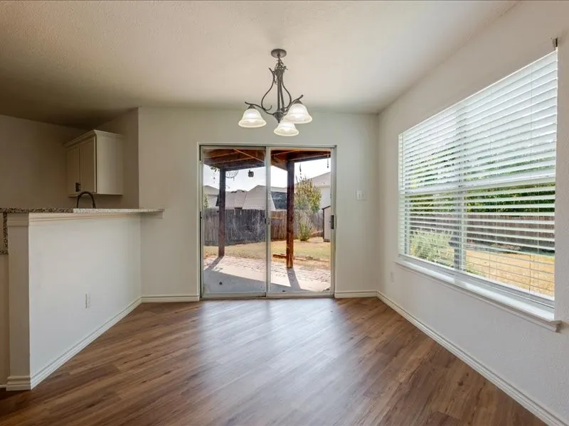 Single Family Residence For Sale in Denton County , 1606 Withers Way, Krum, Texas 76249, 4 Bedroom, 3 Bathroom, 2 Garage spaces, 2,622 Sqft, built in 2005, mls#21392443, Real Estate Agent in Krum, Homes For Sale in Denton county, Homes For Sale in Krum, Realtor in Krum Texas, Real Estate Brokerage Independent Realty Texas, Luminita Cordes Realtor