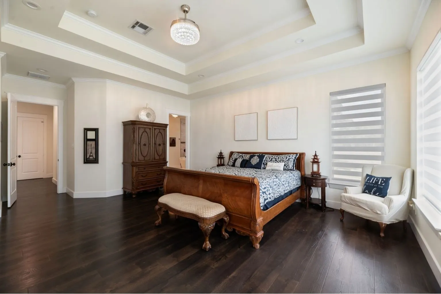 Single Family Residence For Sale in Navarro County , 218 White Rock Road, Corsicana, Texas 75109, 4 Bedroom, 5 Bathroom, 4 Garage spaces, 3,929 Sqft, built in 2022, mls#21390626, Real Estate Agent in Corsicana, Homes For Sale in Navarro county, Homes For Sale in Corsicana, Realtor in Corsicana Texas, Real Estate Brokerage Independent Realty Texas, Luminita Cordes Realtor