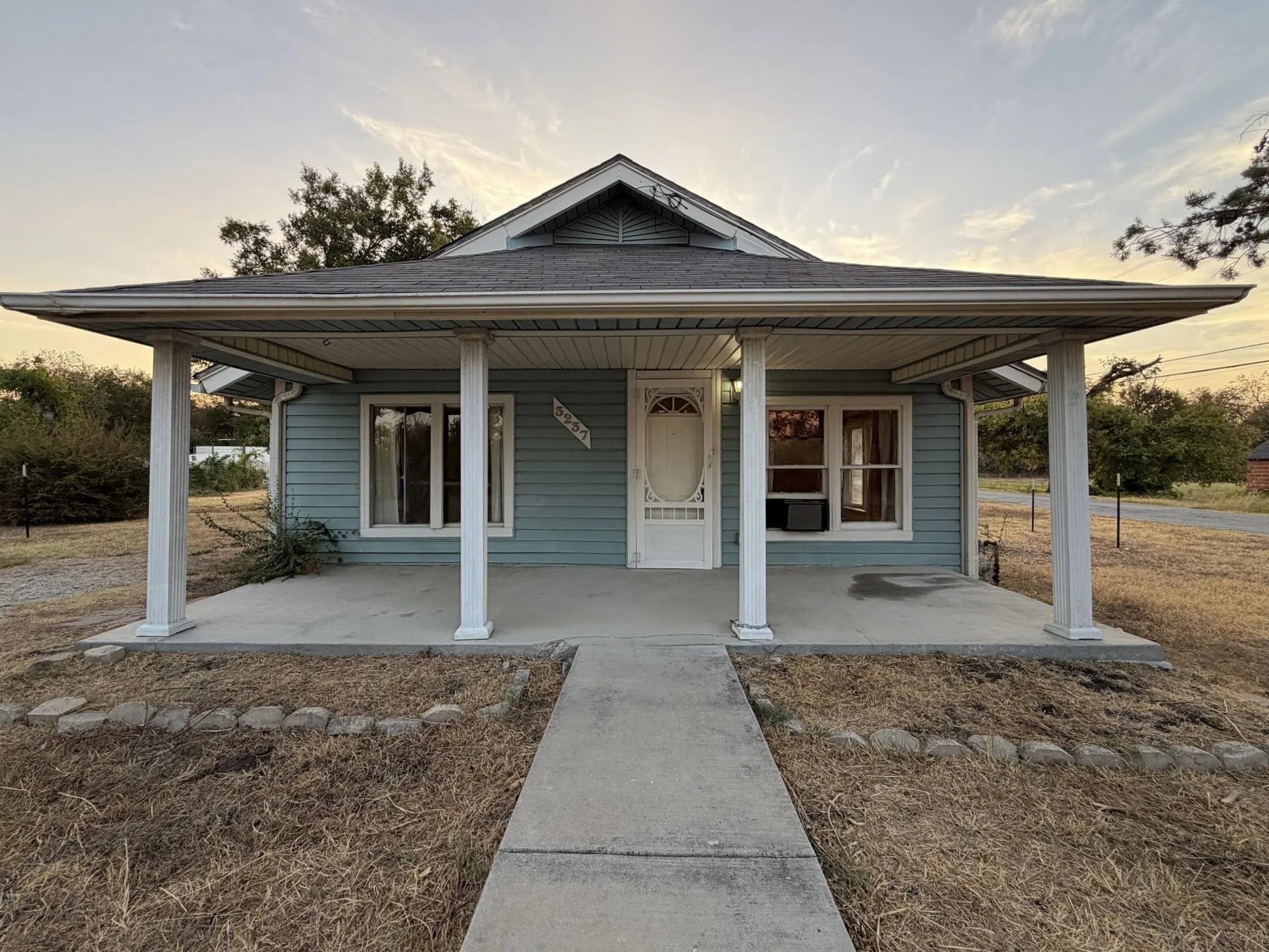 Single Family Residence For Sale