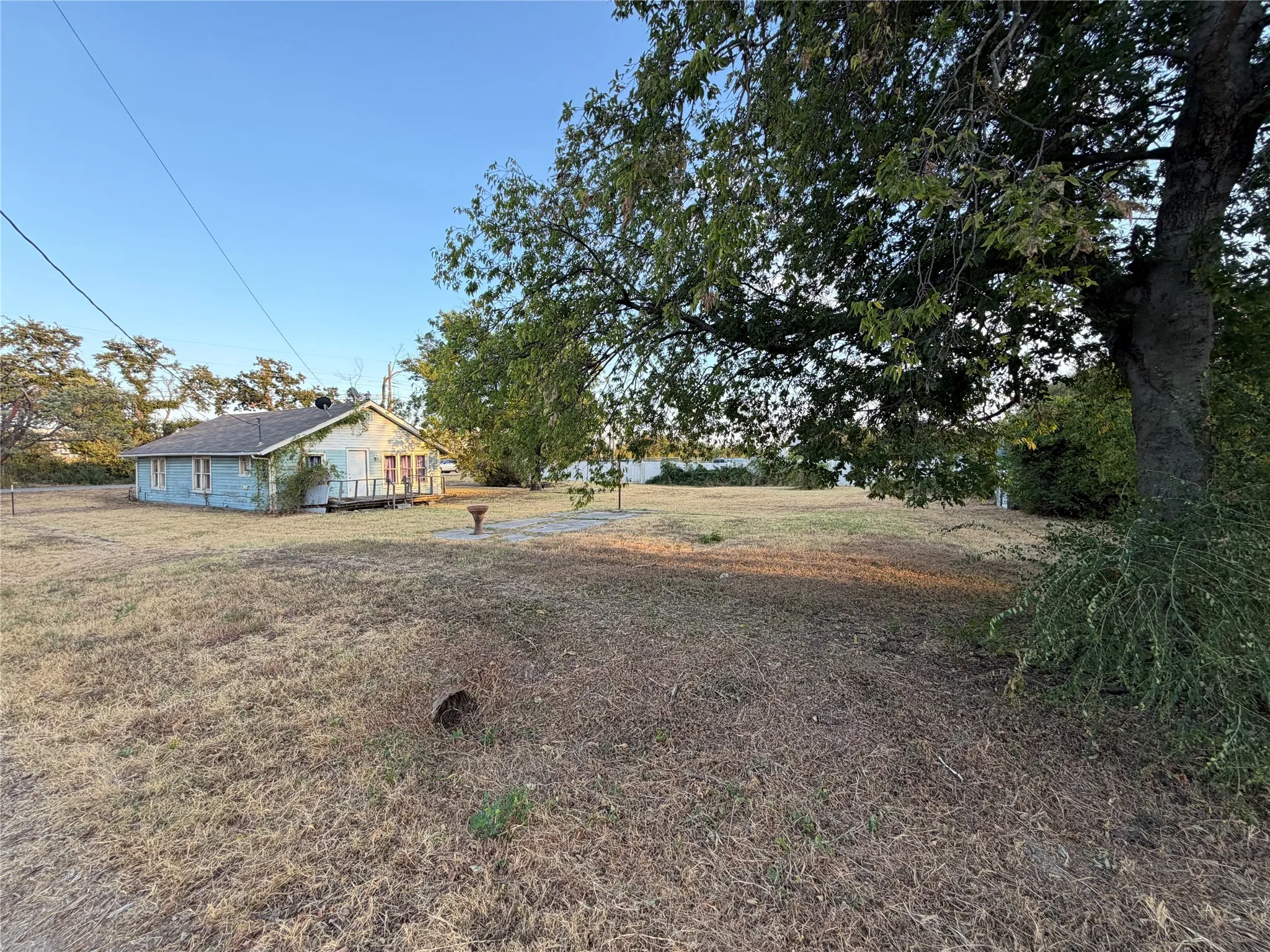 Large back and side yard