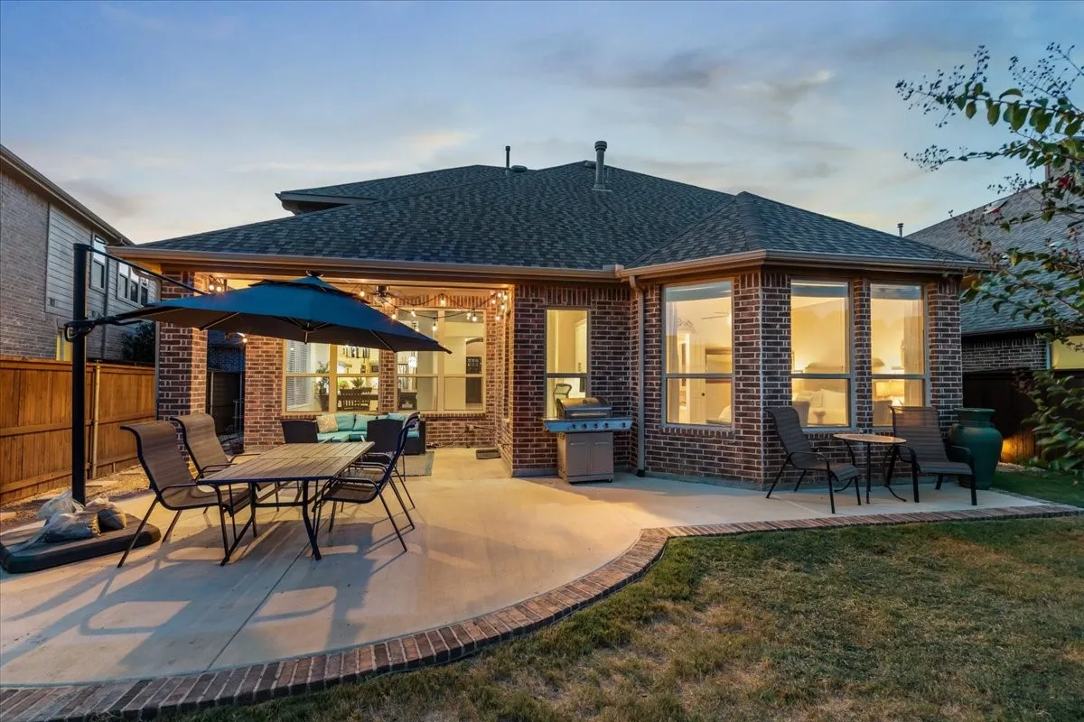 Single Family Residence For Sale in Collin County , 1210 Skyflower Lane, Celina, Texas 75009, 5 Bedroom, 4 Bathroom, 3 Garage spaces, 3,500 Sqft, built in 2015, mls#21391555, Real Estate Agent in Celina, Homes For Sale in Collin county, Homes For Sale in Celina, Realtor in Celina Texas, Real Estate Brokerage Independent Realty Texas, Luminita Cordes Realtor