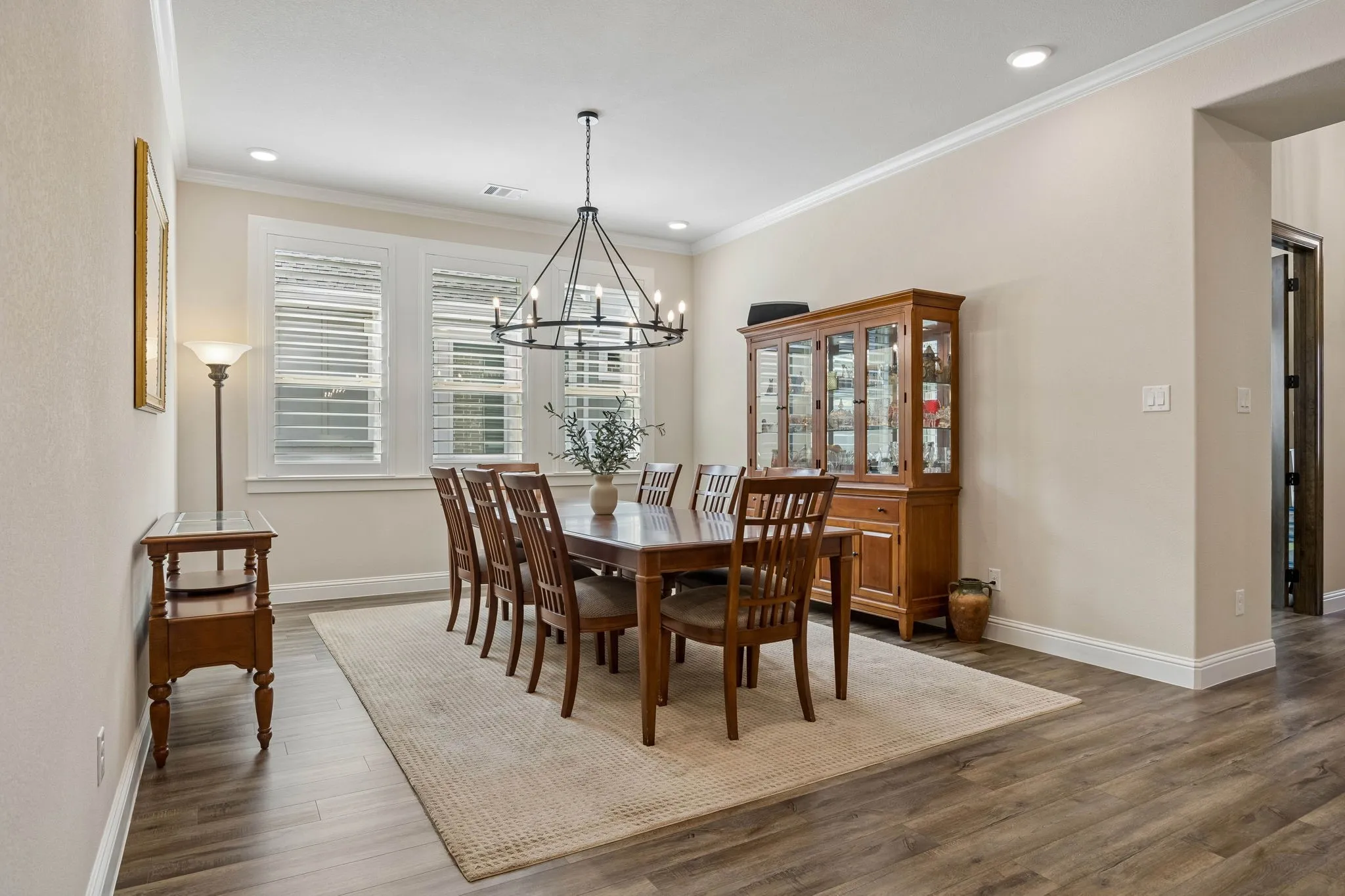 Large Dining Area