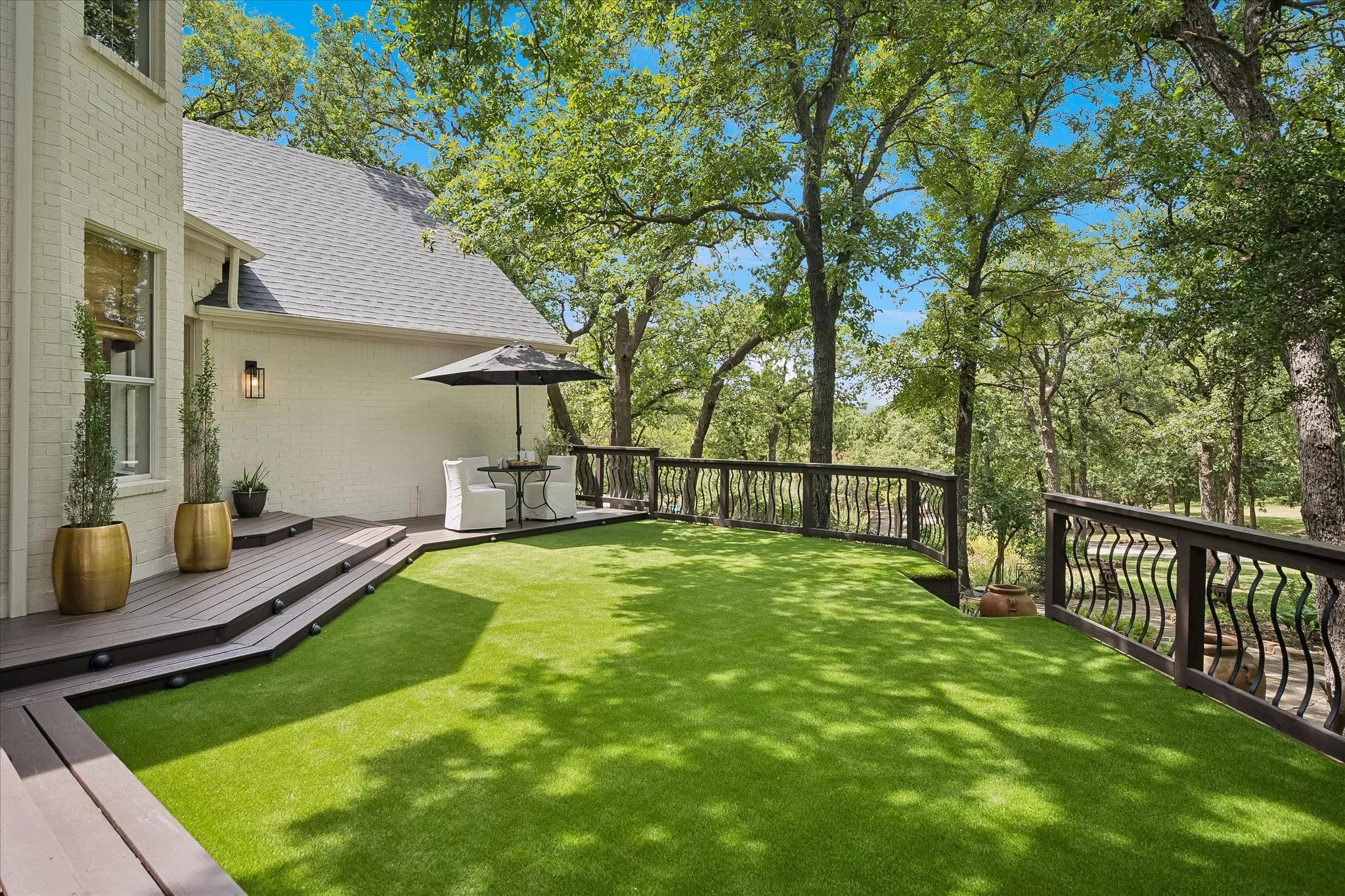 Single Family Residence For Sale in Tarrant County , 801 Helen Street, Keller, Texas 76248, 3 Bedroom, 3 Bathroom, 2 Garage spaces, 2,448 Sqft, built in 1994, mls#21392273, Real Estate Agent in Keller, Homes For Sale in Tarrant county, Homes For Sale in Keller, Realtor in Keller Texas, Real Estate Brokerage Independent Realty Texas, Luminita Cordes Realtor