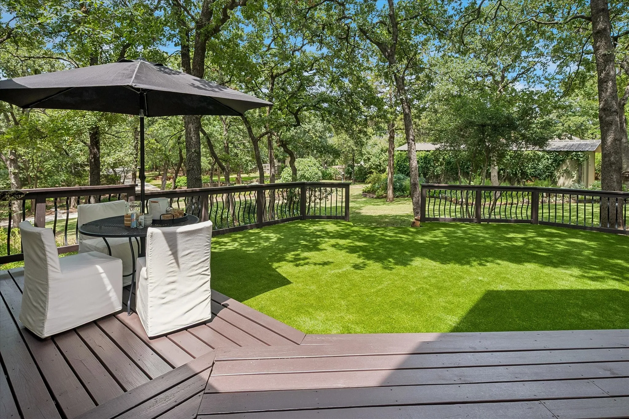 Single Family Residence For Sale in Tarrant County , 801 Helen Street, Keller, Texas 76248, 3 Bedroom, 3 Bathroom, 2 Garage spaces, 2,448 Sqft, built in 1994, mls#21392273, Real Estate Agent in Keller, Homes For Sale in Tarrant county, Homes For Sale in Keller, Realtor in Keller Texas, Real Estate Brokerage Independent Realty Texas, Luminita Cordes Realtor