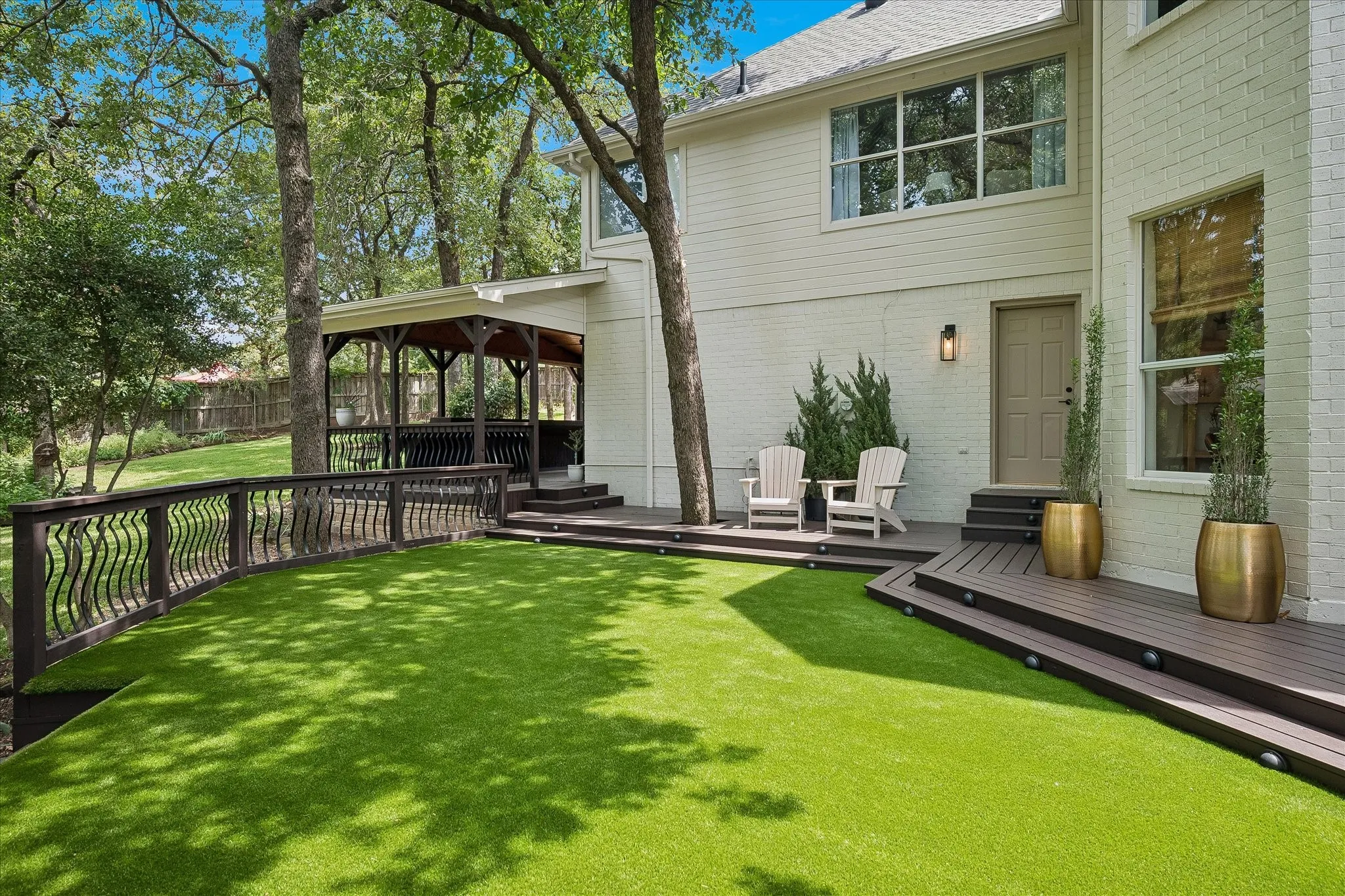 Single Family Residence For Sale in Tarrant County , 801 Helen Street, Keller, Texas 76248, 3 Bedroom, 3 Bathroom, 2 Garage spaces, 2,448 Sqft, built in 1994, mls#21392273, Real Estate Agent in Keller, Homes For Sale in Tarrant county, Homes For Sale in Keller, Realtor in Keller Texas, Real Estate Brokerage Independent Realty Texas, Luminita Cordes Realtor