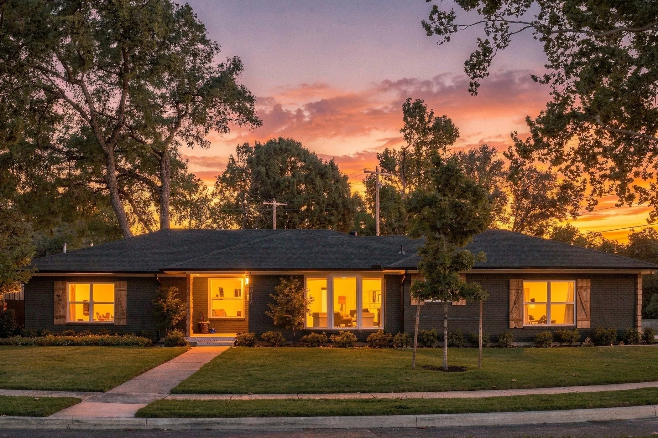 Single Family Residence For Sale