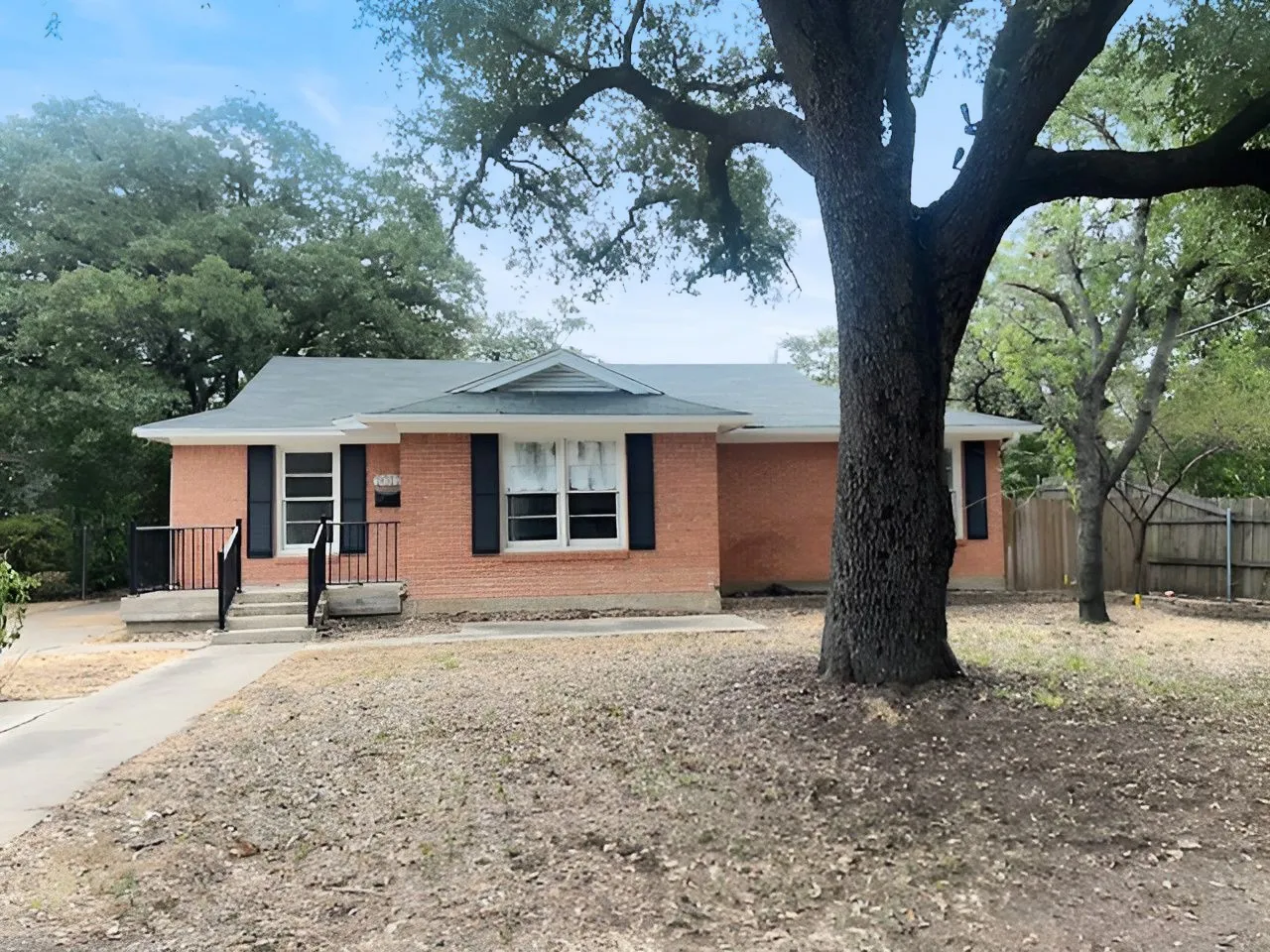 Single Family Residence For Sale