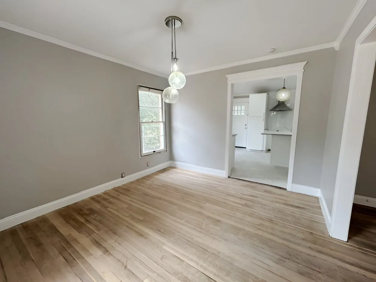 Single Family Residence For Sale in Tarrant County , 2012 Watauga Court W, Fort Worth, Texas 76111, 2 Bedroom, 2 Bathroom, 1 Garage spaces, 1,343 Sqft, built in 1952, mls#21392452, Real Estate Agent in Fort Worth, Homes For Sale in Tarrant county, Homes For Sale in Fort Worth, Realtor in Fort Worth Texas, Real Estate Brokerage Independent Realty Texas, Luminita Cordes Realtor