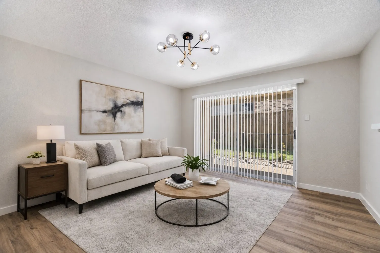 Condominium For Sale in Dallas County , 5300 Keller Springs Road 1067, Dallas, Texas 75248, 1 Bedroom, 1 Bathroom, Garage spaces, 794 Sqft, built in 1982, mls#21392466, Real Estate Agent in Dallas, Homes For Sale in Dallas county, Homes For Sale in Dallas, Realtor in Dallas Texas, Real Estate Brokerage Independent Realty Texas, Luminita Cordes Realtor